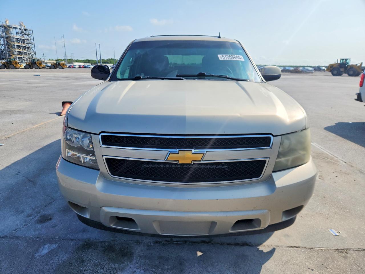 2011 Chevrolet Tahoe Tan vin: 1GNSCAE02BR144685