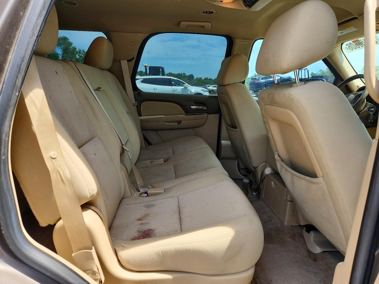 2012 Chevrolet Tahoe C1500 Ls Gray vin: 1GNSCAE02CR326596