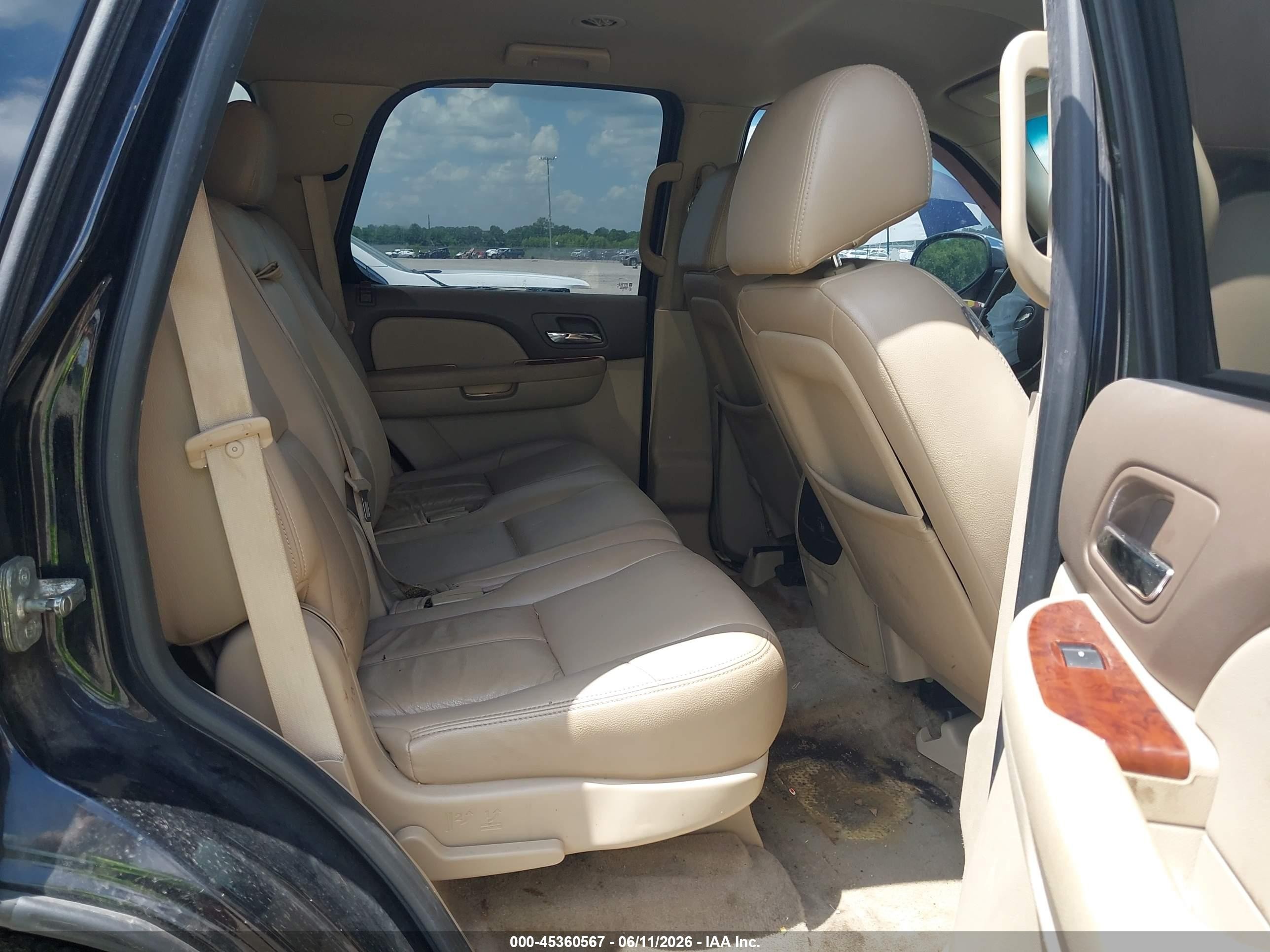 2013 Chevrolet Tahoe Ls Black vin: 1GNSCAE02DR131258