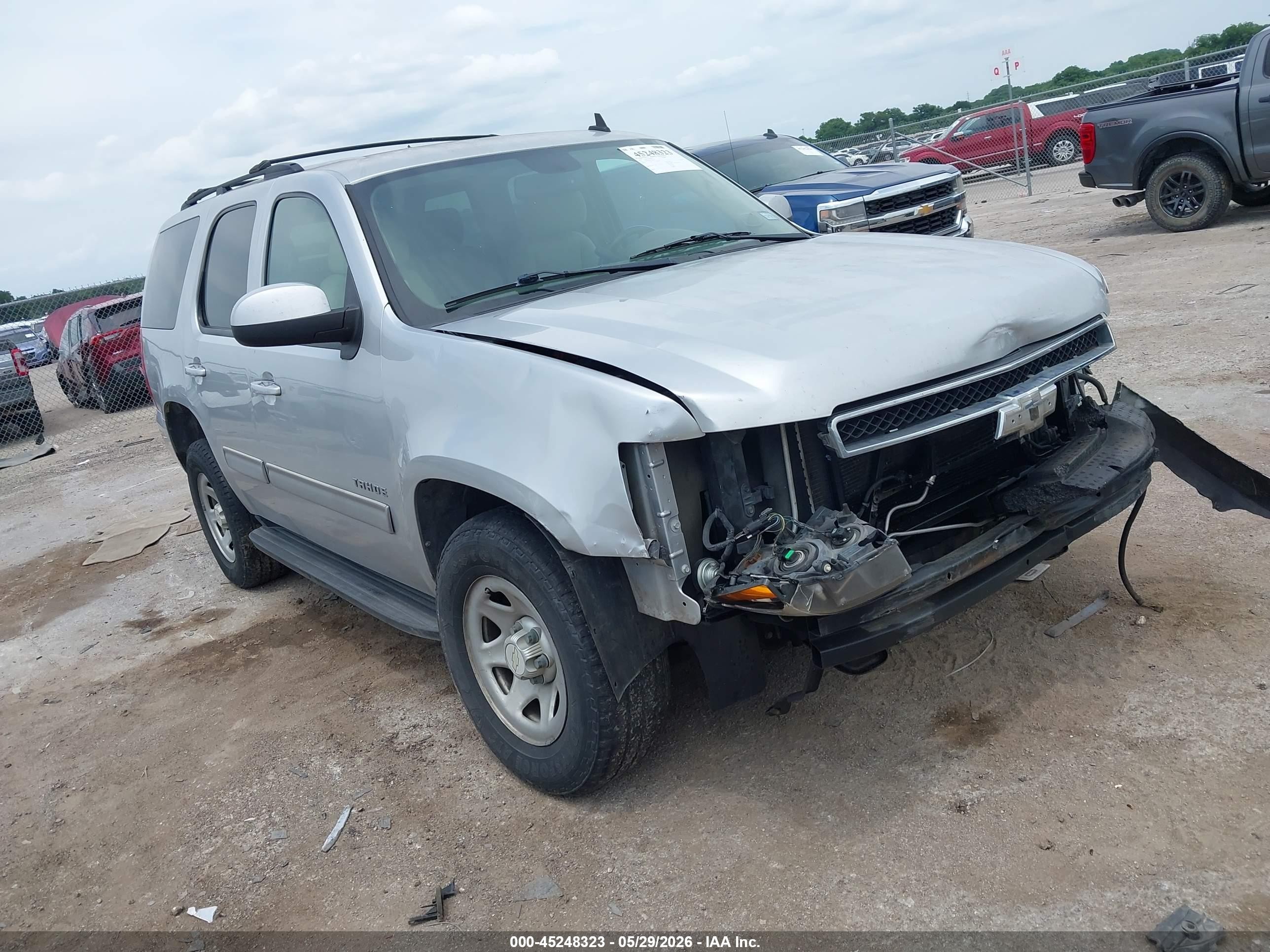 2014 Chevrolet Tahoe Ls Silver vin: 1GNSCAE02ER156758