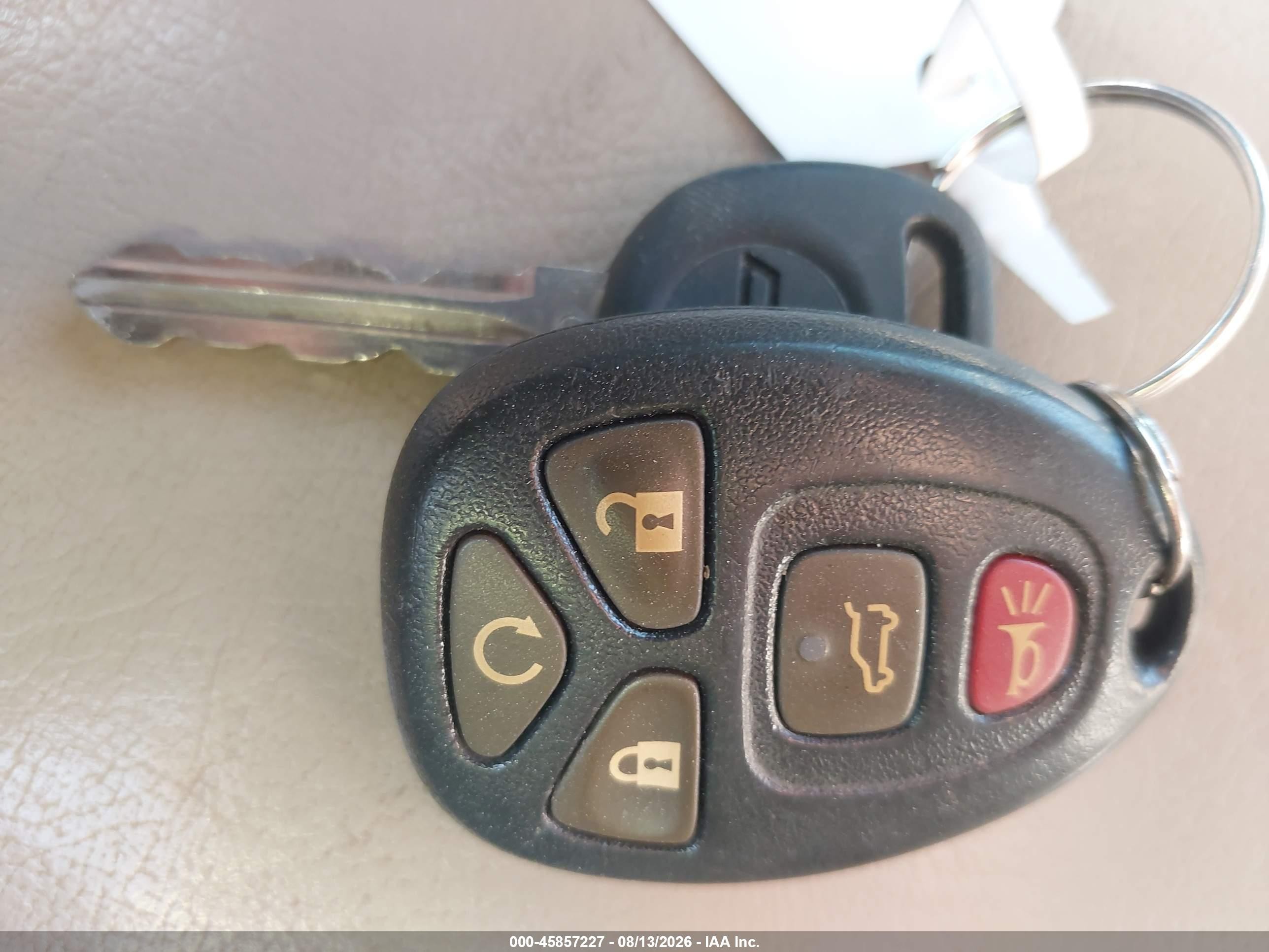 2011 Chevrolet Tahoe Ls Серый vin: 1GNSCAE03BR140418