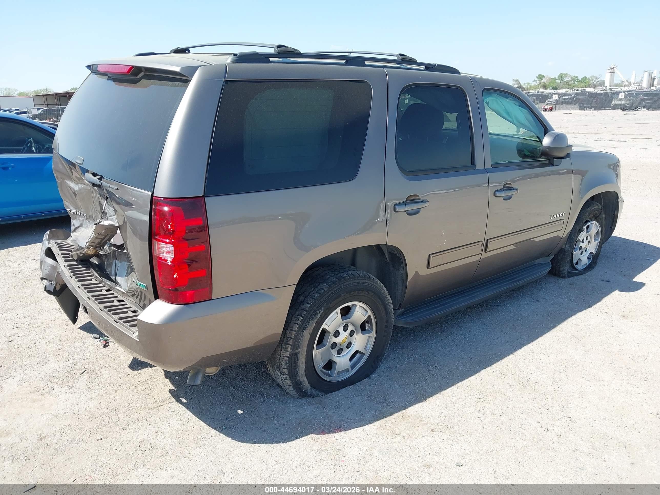 2011 Chevrolet Tahoe Ls Tan vin: 1GNSCAE03BR255147