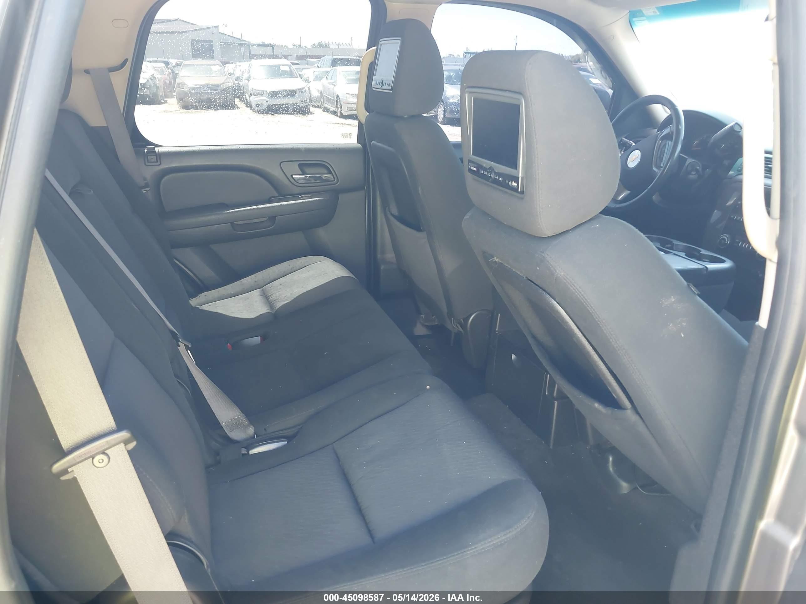 2011 Chevrolet Tahoe Ls Серый vin: 1GNSCAE04BR227504