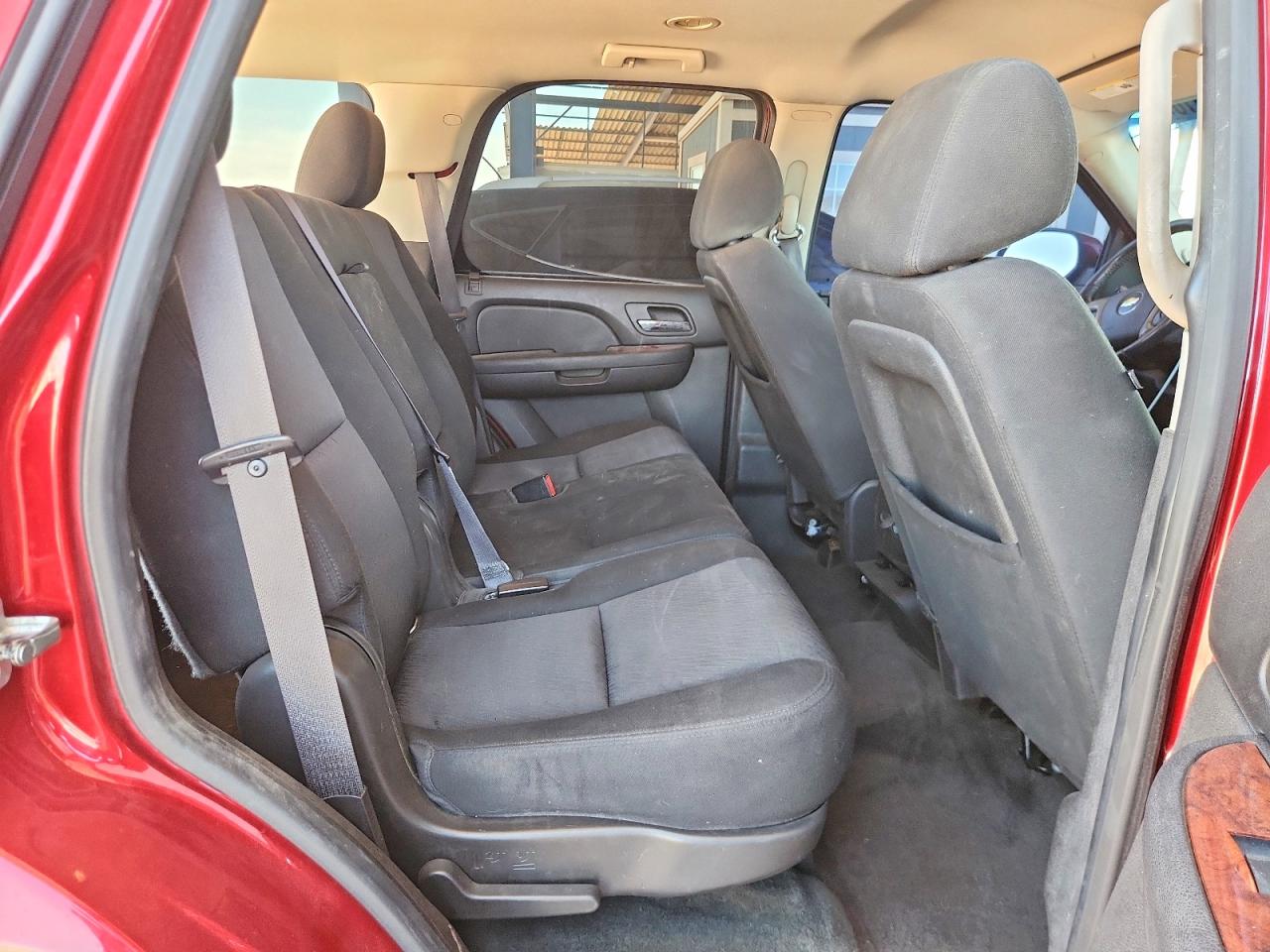 2013 Chevrolet Tahoe C1500 Ls Red vin: 1GNSCAE04DR189646