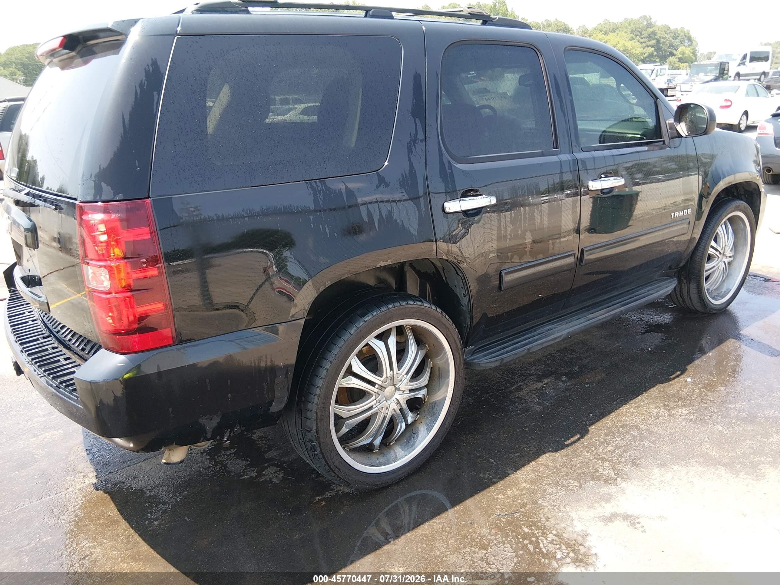 2013 Chevrolet Tahoe Ls Черный vin: 1GNSCAE04DR210866