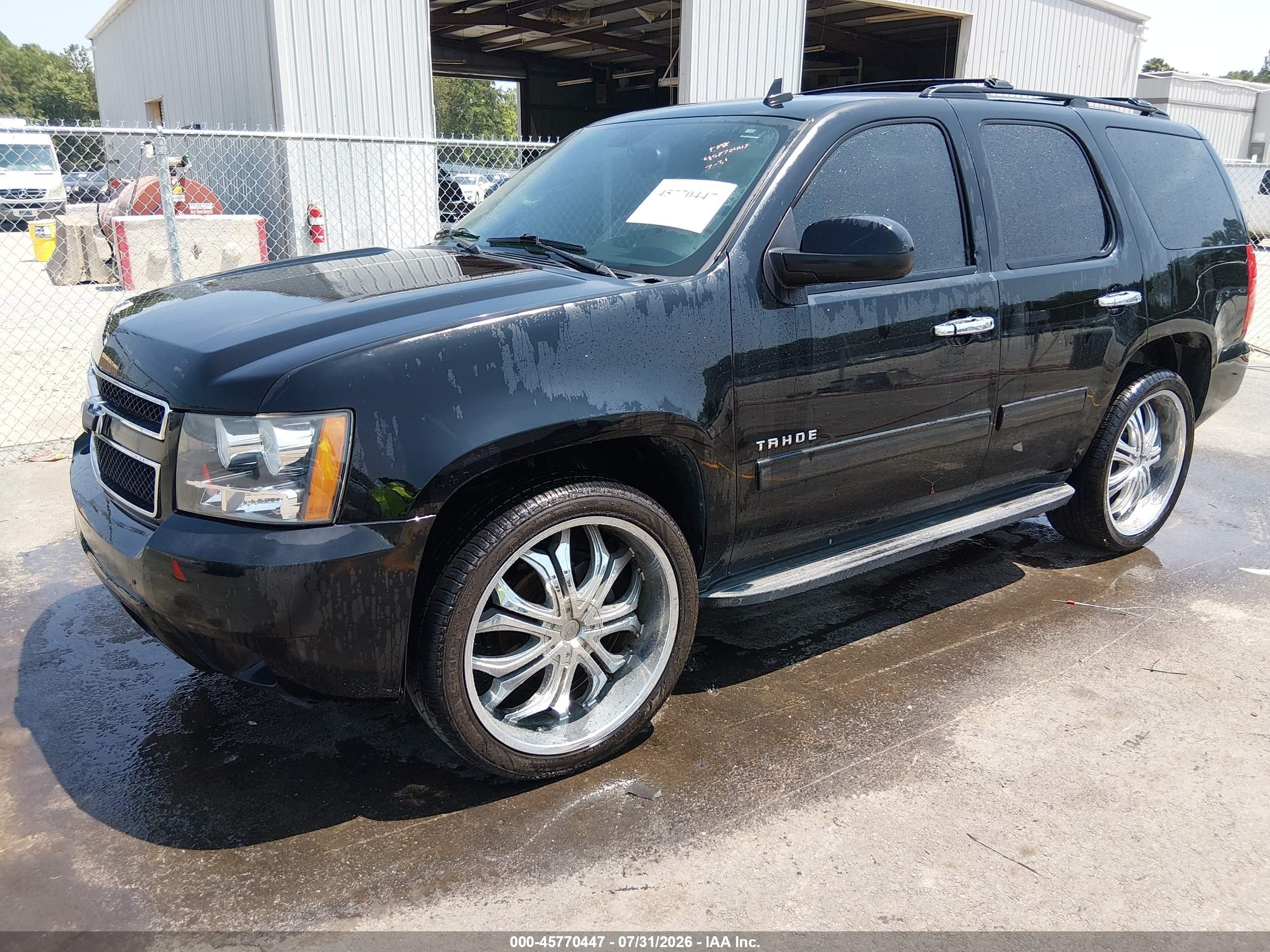 2013 Chevrolet Tahoe Ls Черный vin: 1GNSCAE04DR210866