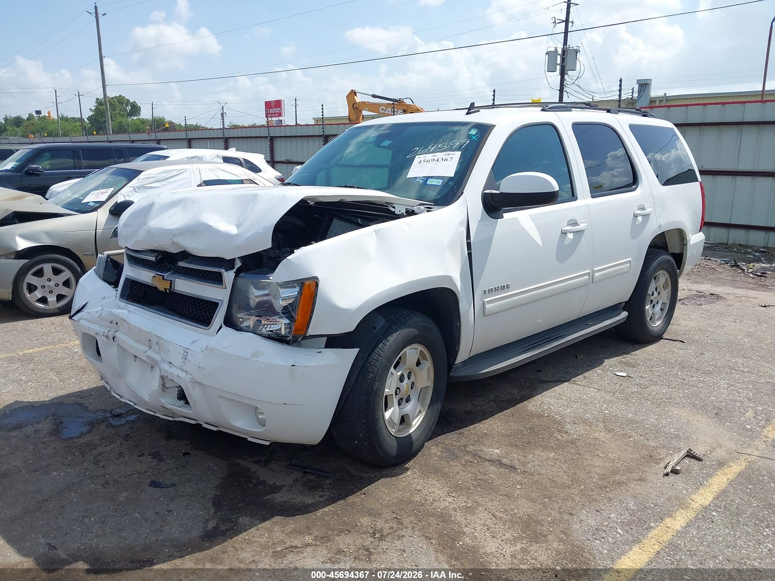2014 Chevrolet Tahoe Ls White vin: 1GNSCAE04ER107870