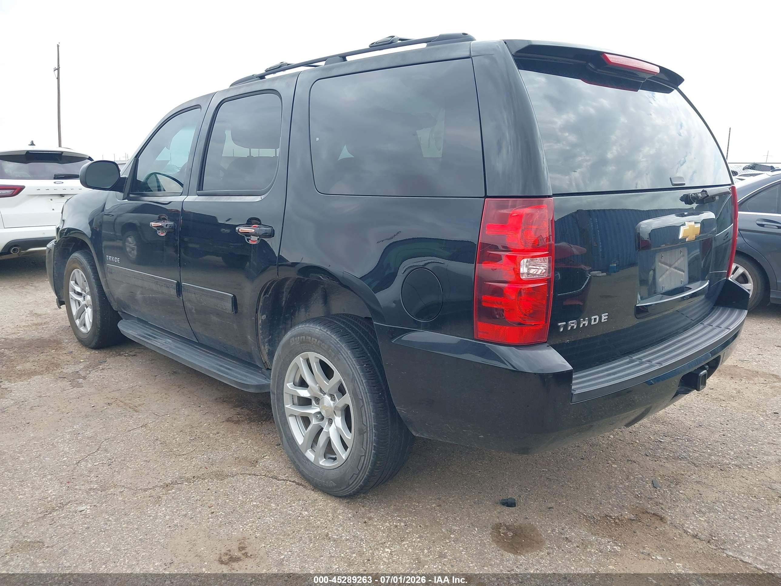 2013 Chevrolet Tahoe Ls Black vin: 1GNSCAE05DR173908