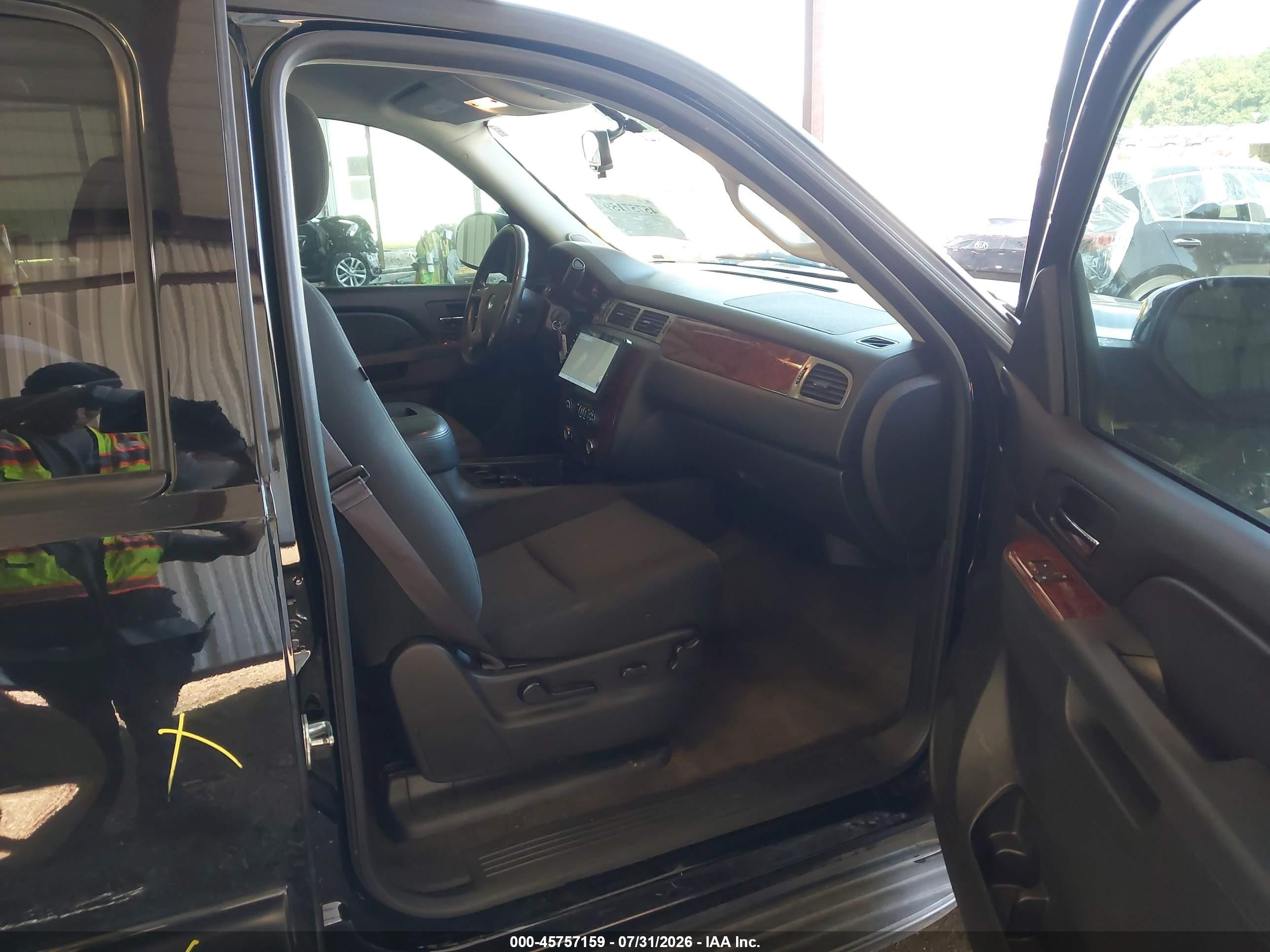 2013 Chevrolet Tahoe Ls Black vin: 1GNSCAE05DR205496