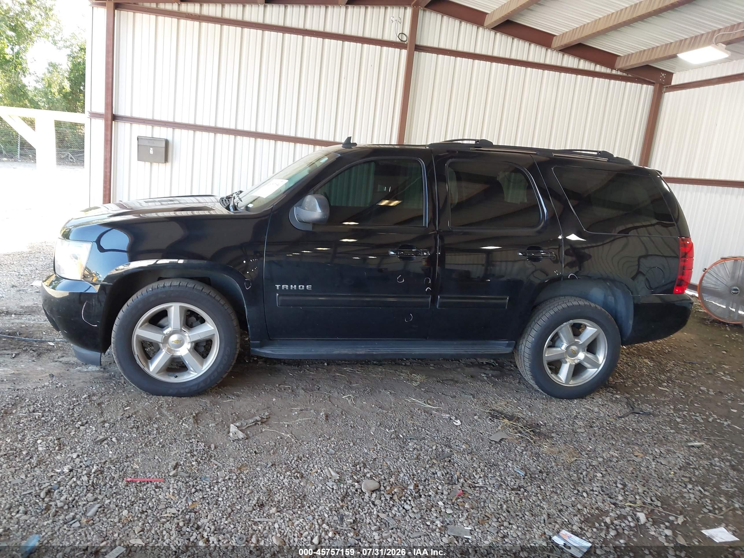 2013 Chevrolet Tahoe Ls Black vin: 1GNSCAE05DR205496