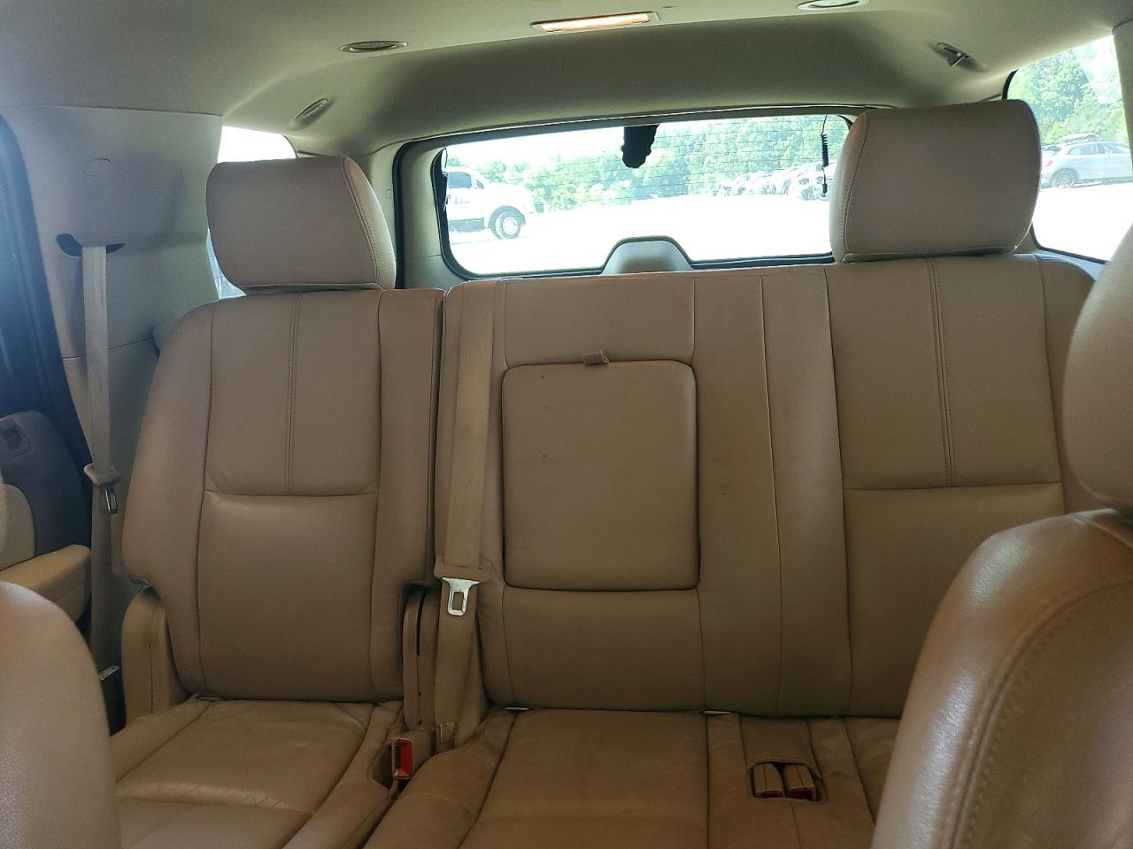 2014 Chevrolet Tahoe C1500 Ls Black vin: 1GNSCAE05ER150128