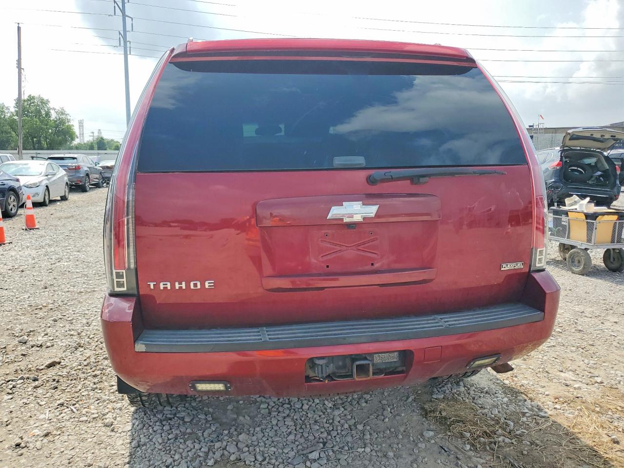 2011 Chevrolet Tahoe C1500 Ls Burgundy vin: 1GNSCAE06BR166561