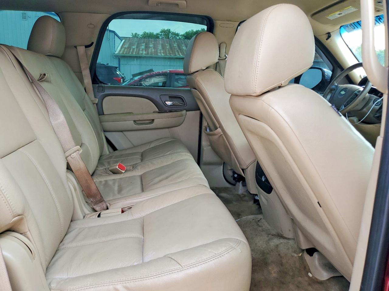 2011 Chevrolet Tahoe C1500 Ls Burgundy vin: 1GNSCAE06BR166561
