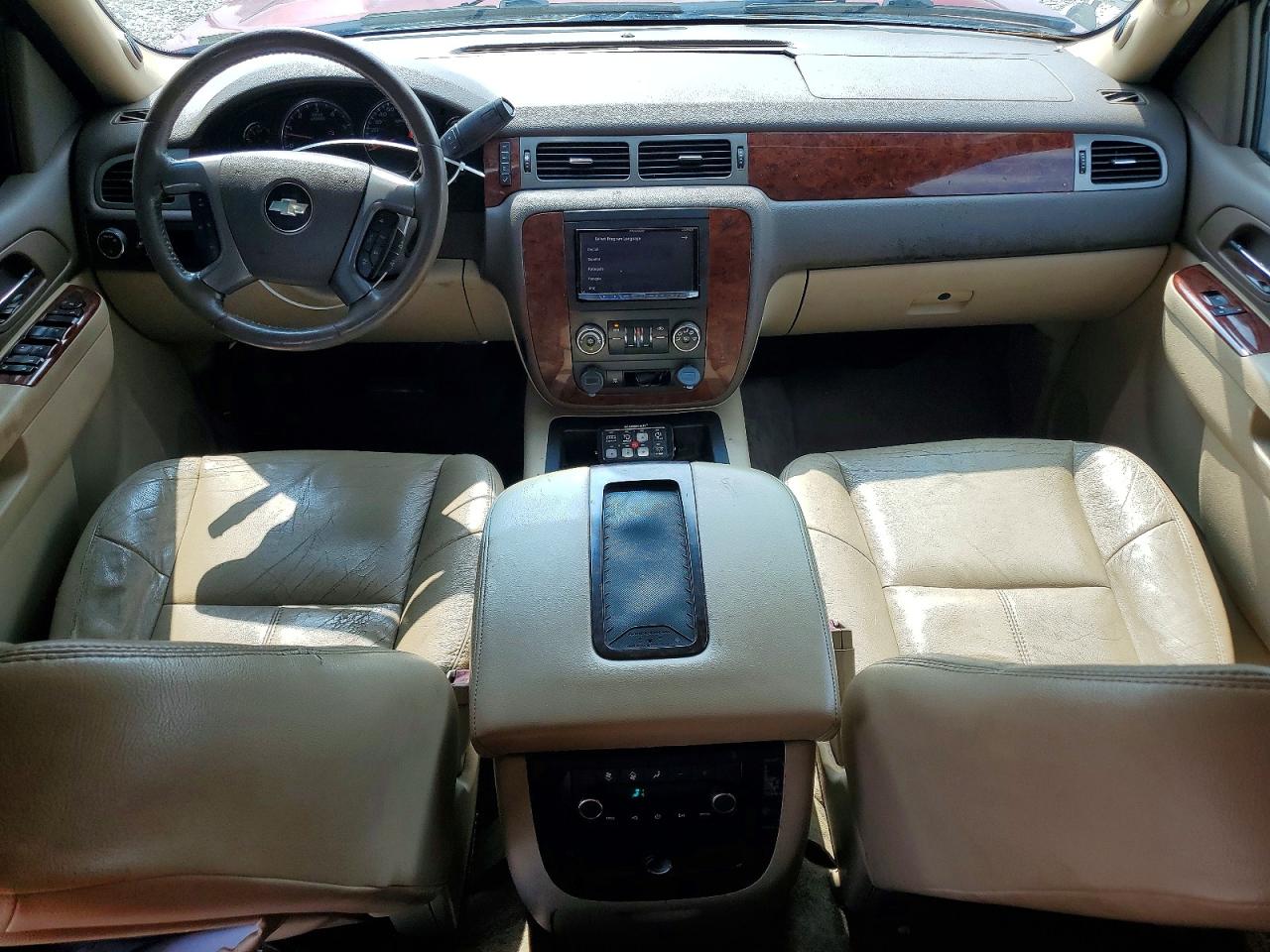 2011 Chevrolet Tahoe C1500 Ls Burgundy vin: 1GNSCAE06BR166561