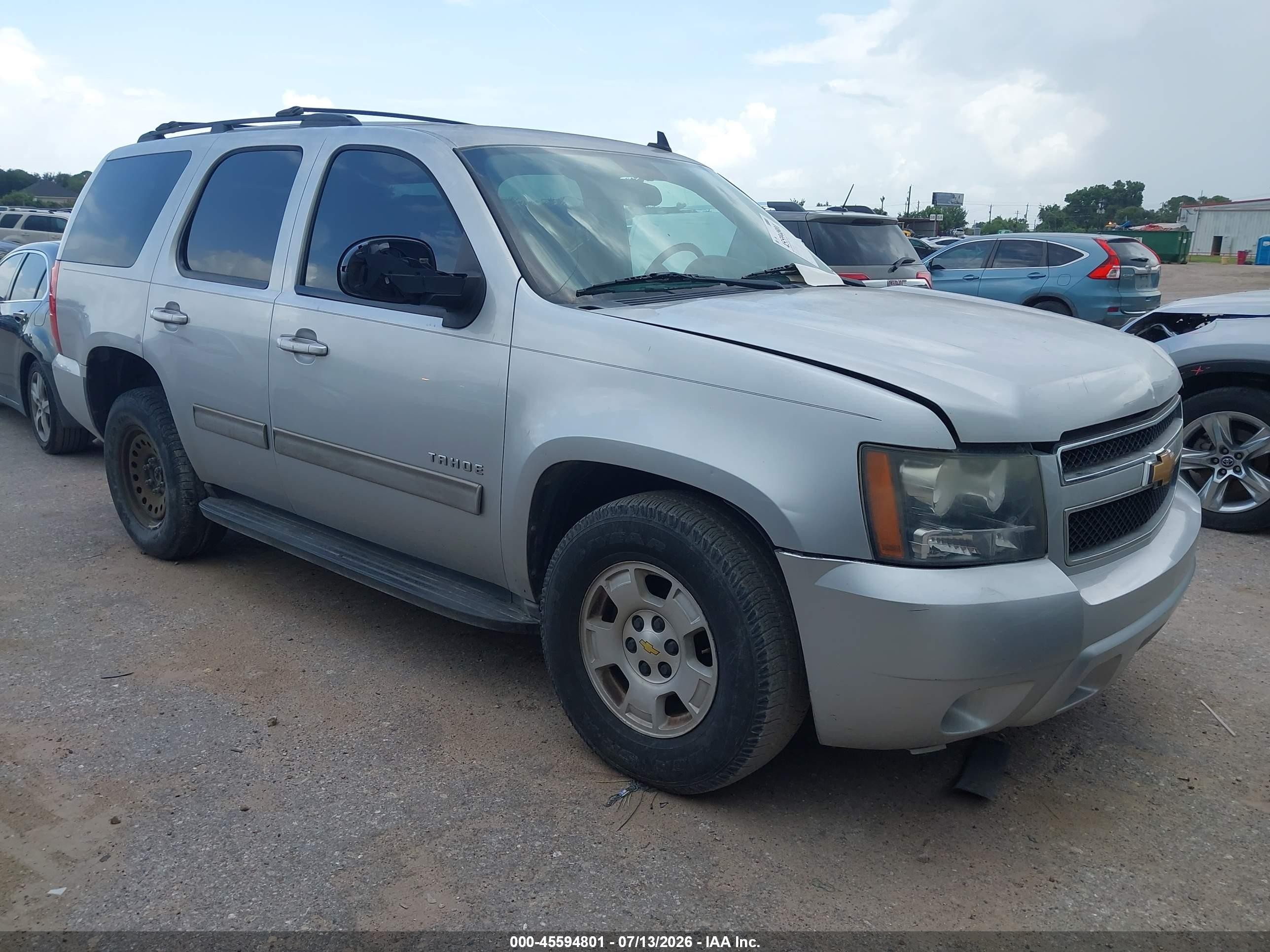 2012 Chevrolet Tahoe Ls Silver vin: 1GNSCAE06CR306688
