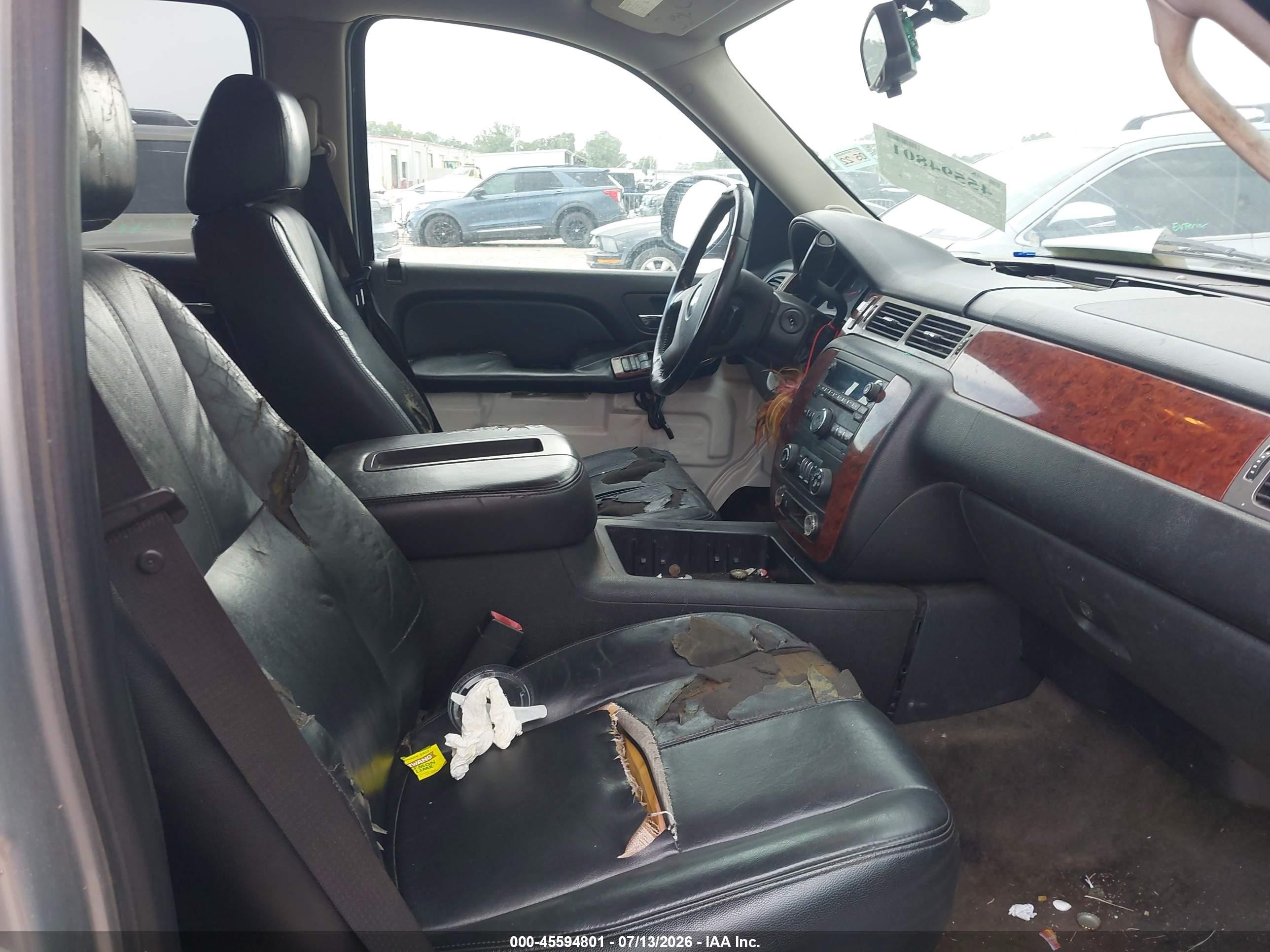 2012 Chevrolet Tahoe Ls Silver vin: 1GNSCAE06CR306688