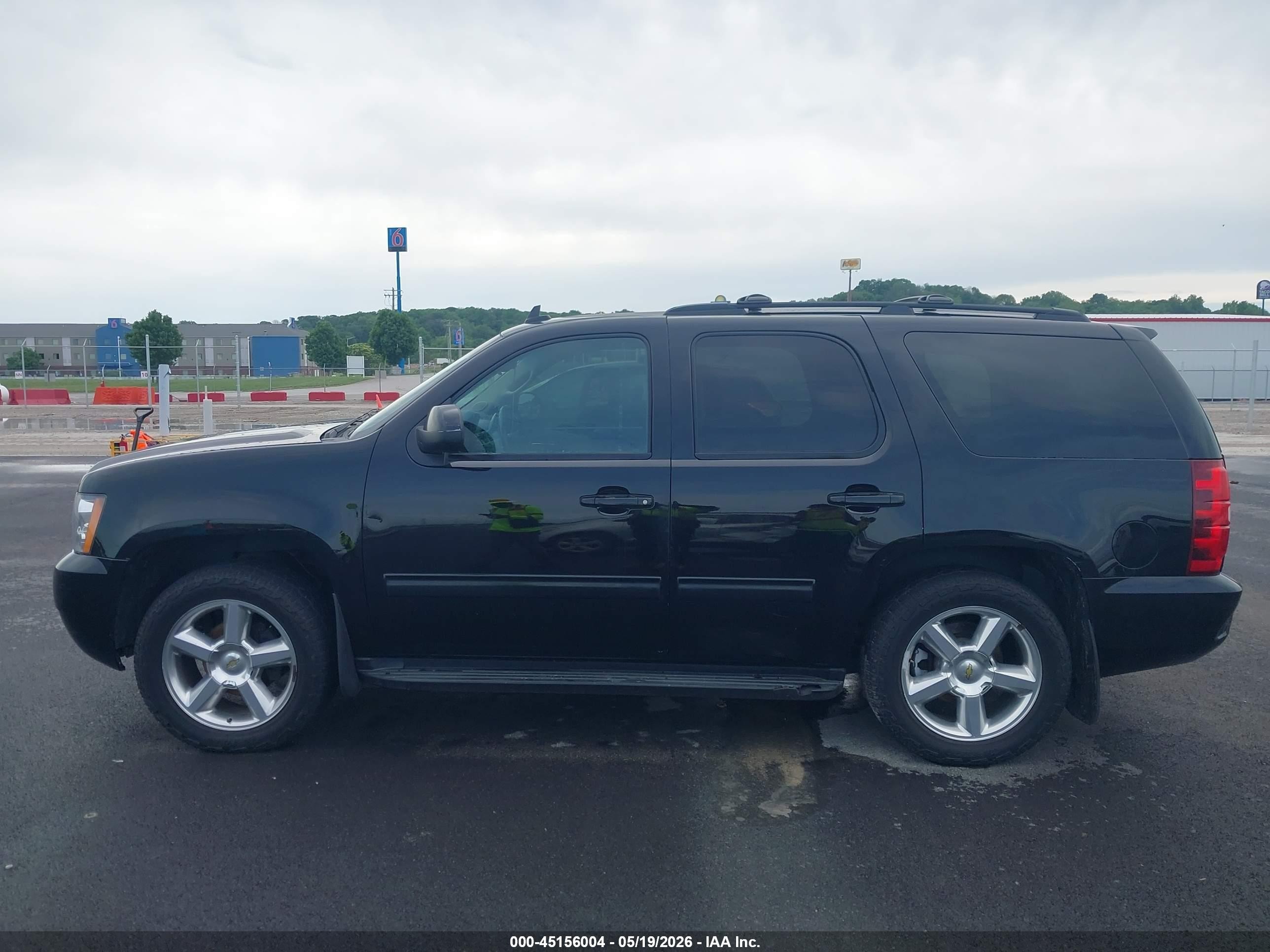 2013 Chevrolet Tahoe Ls Black vin: 1GNSCAE06DR280949