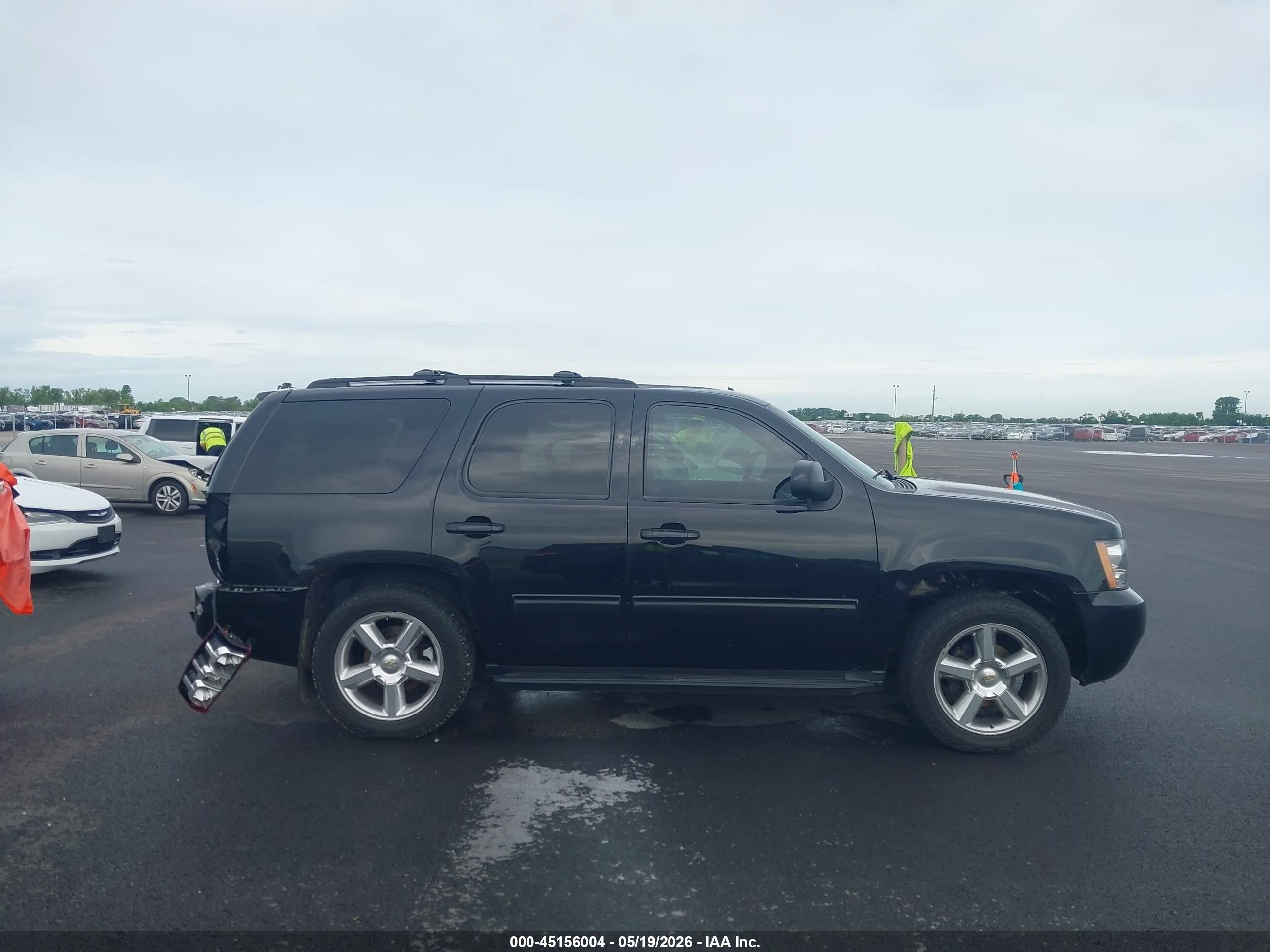 2013 Chevrolet Tahoe Ls Black vin: 1GNSCAE06DR280949
