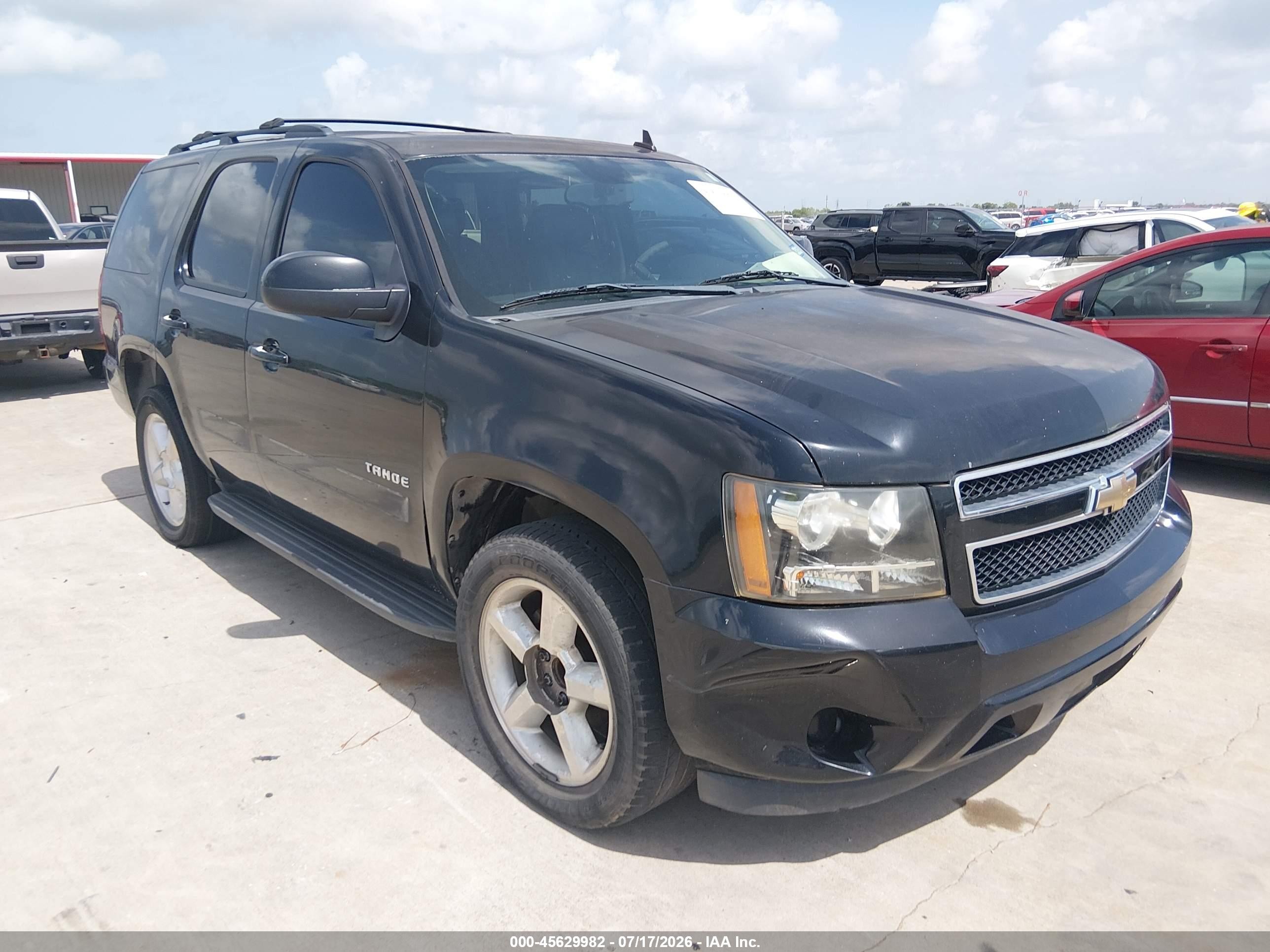 2011 Chevrolet Tahoe Ls Black vin: 1GNSCAE07BR330951