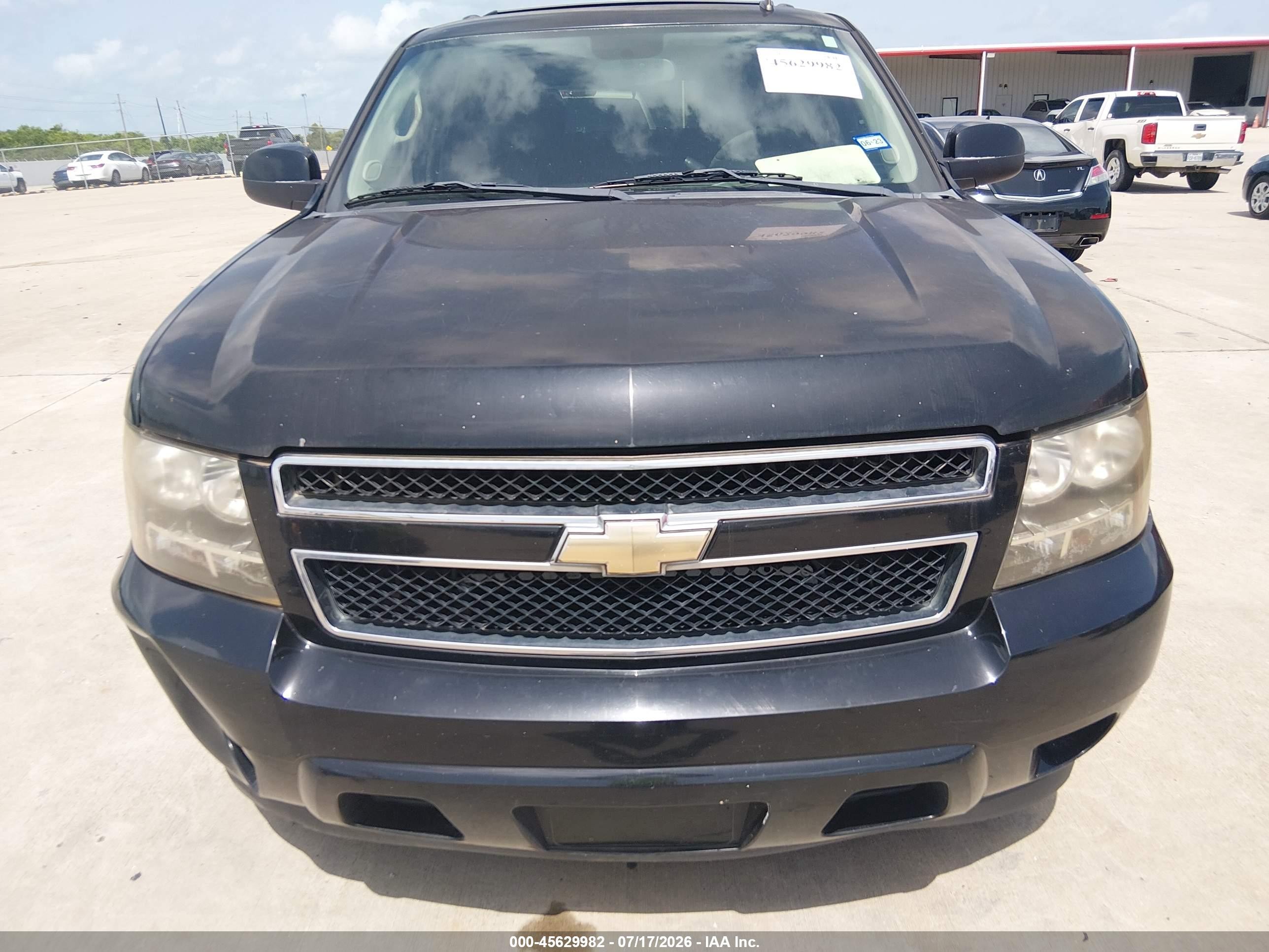 2011 Chevrolet Tahoe Ls Black vin: 1GNSCAE07BR330951