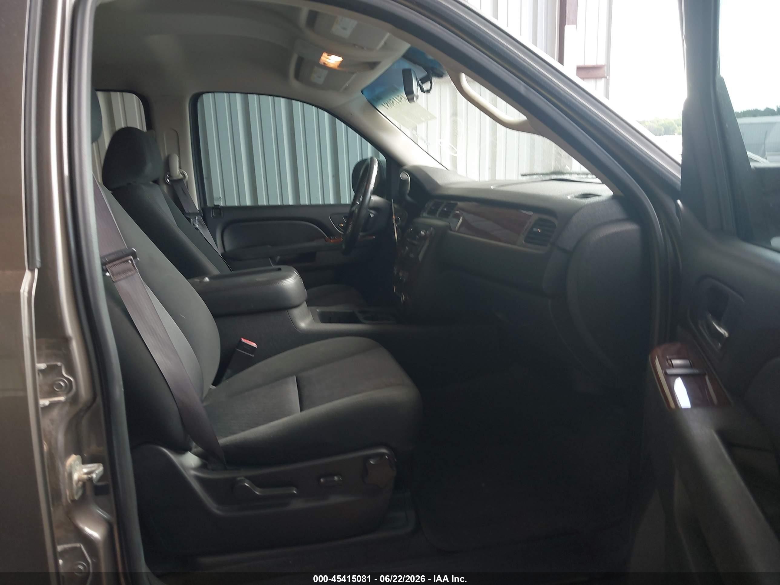 2013 Chevrolet Tahoe Ls Gray vin: 1GNSCAE07DR172632