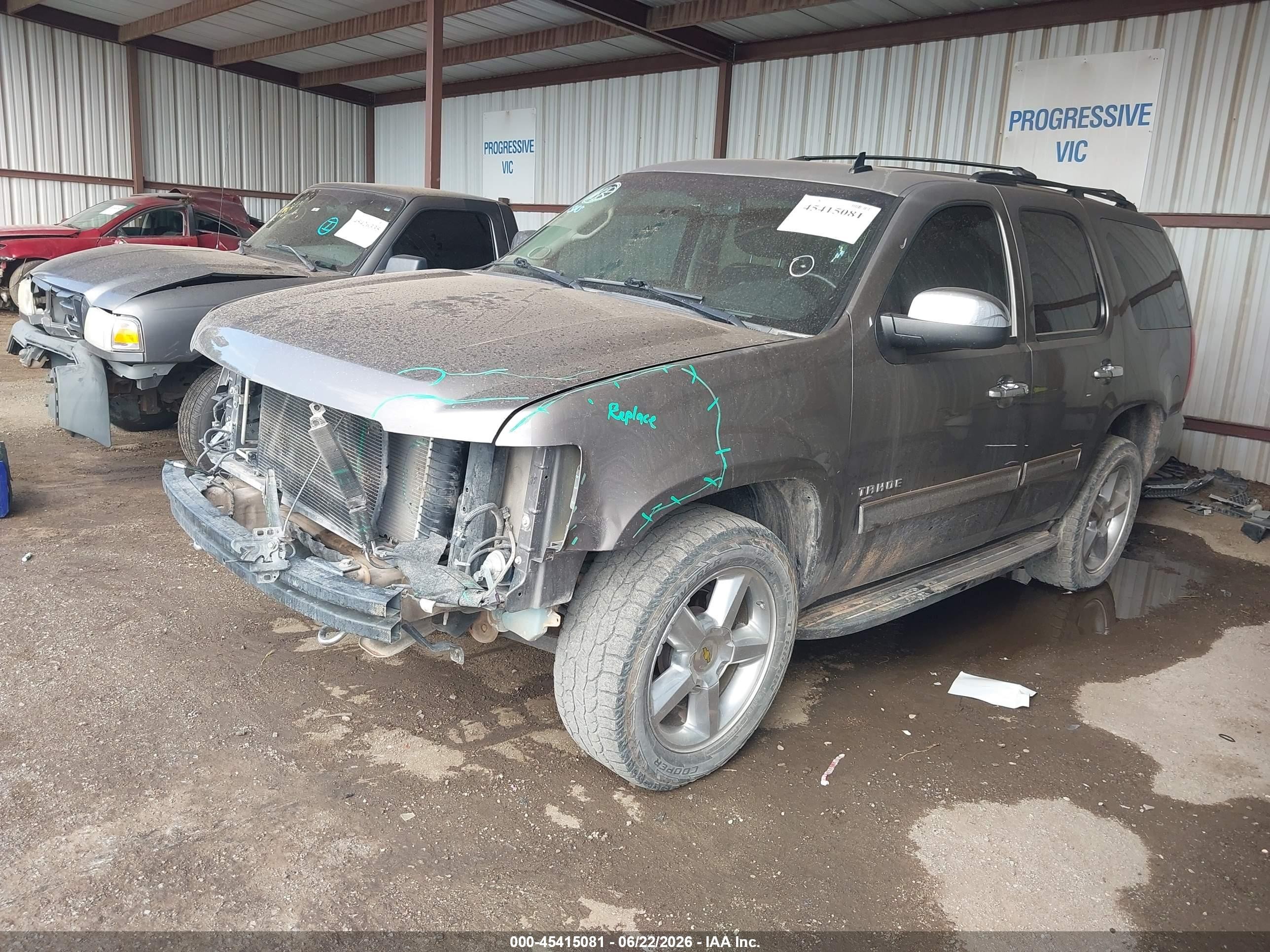 2013 Chevrolet Tahoe Ls Gray vin: 1GNSCAE07DR172632