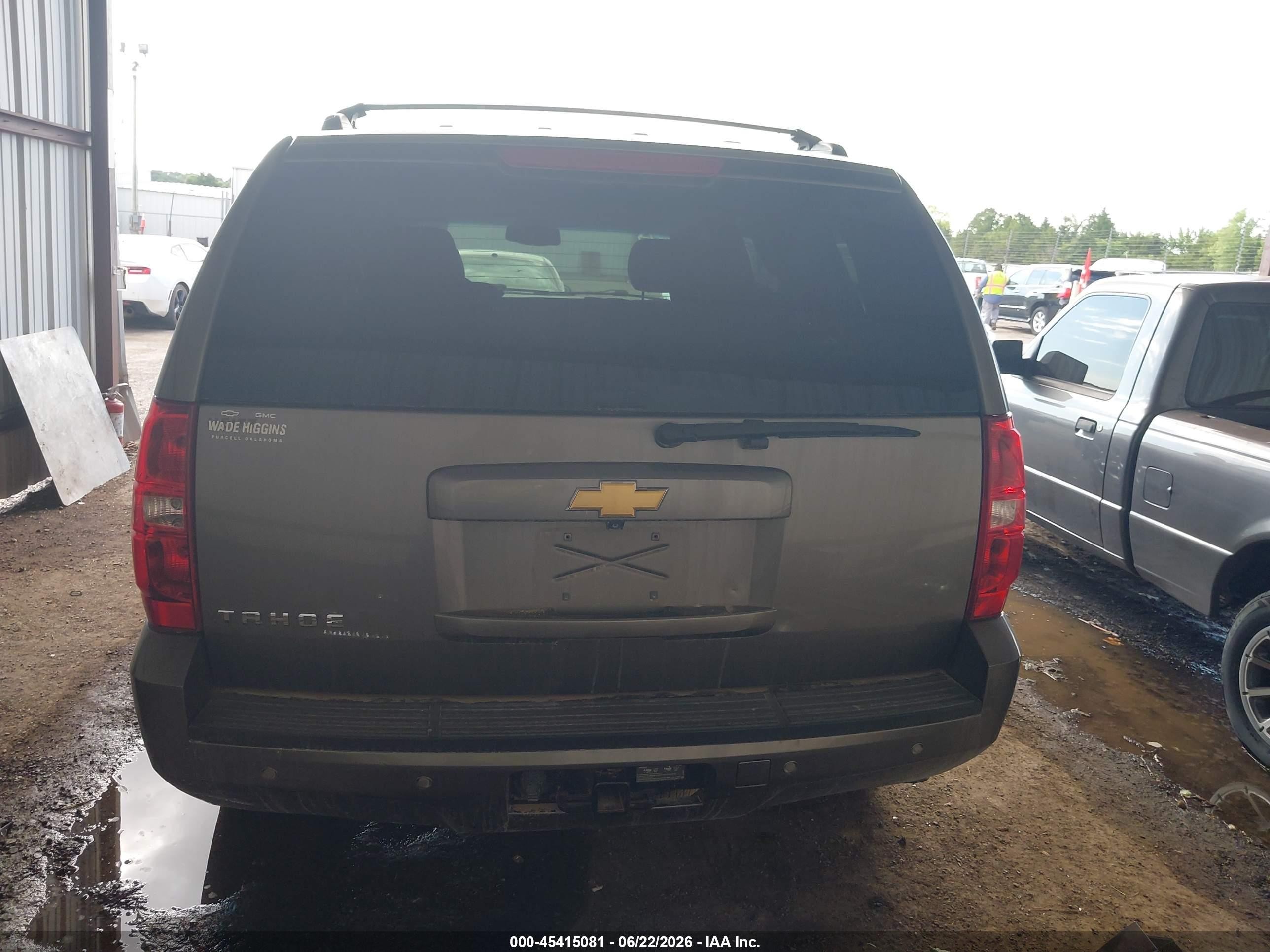 2013 Chevrolet Tahoe Ls Gray vin: 1GNSCAE07DR172632