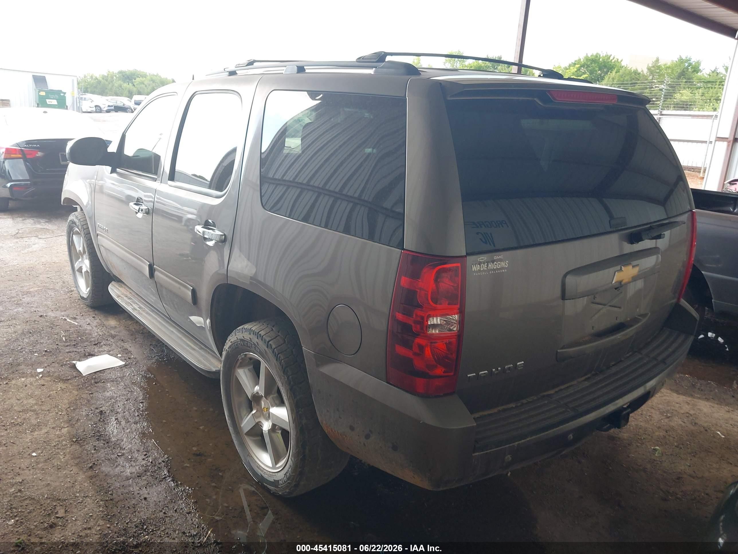 2013 Chevrolet Tahoe Ls Gray vin: 1GNSCAE07DR172632
