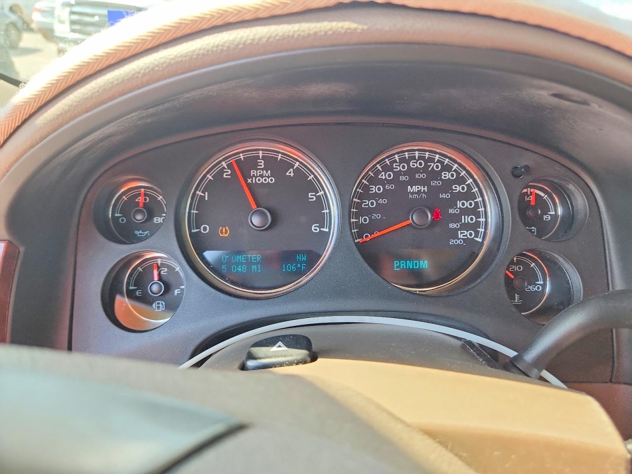 2011 Chevrolet Tahoe C1500 Ls Gray vin: 1GNSCAE08BR392181