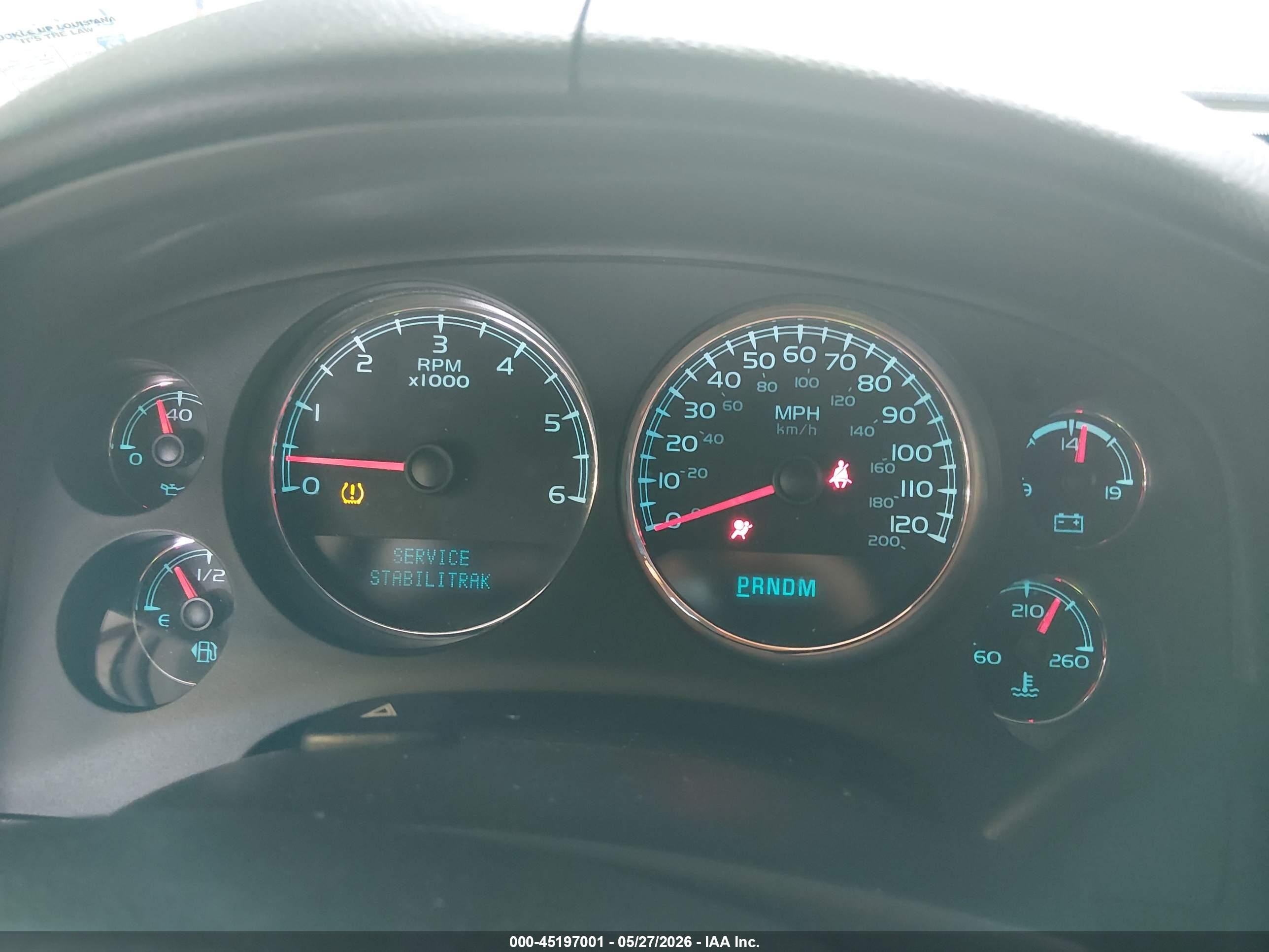 2013 Chevrolet Tahoe Ls White vin: 1GNSCAE08DR367722