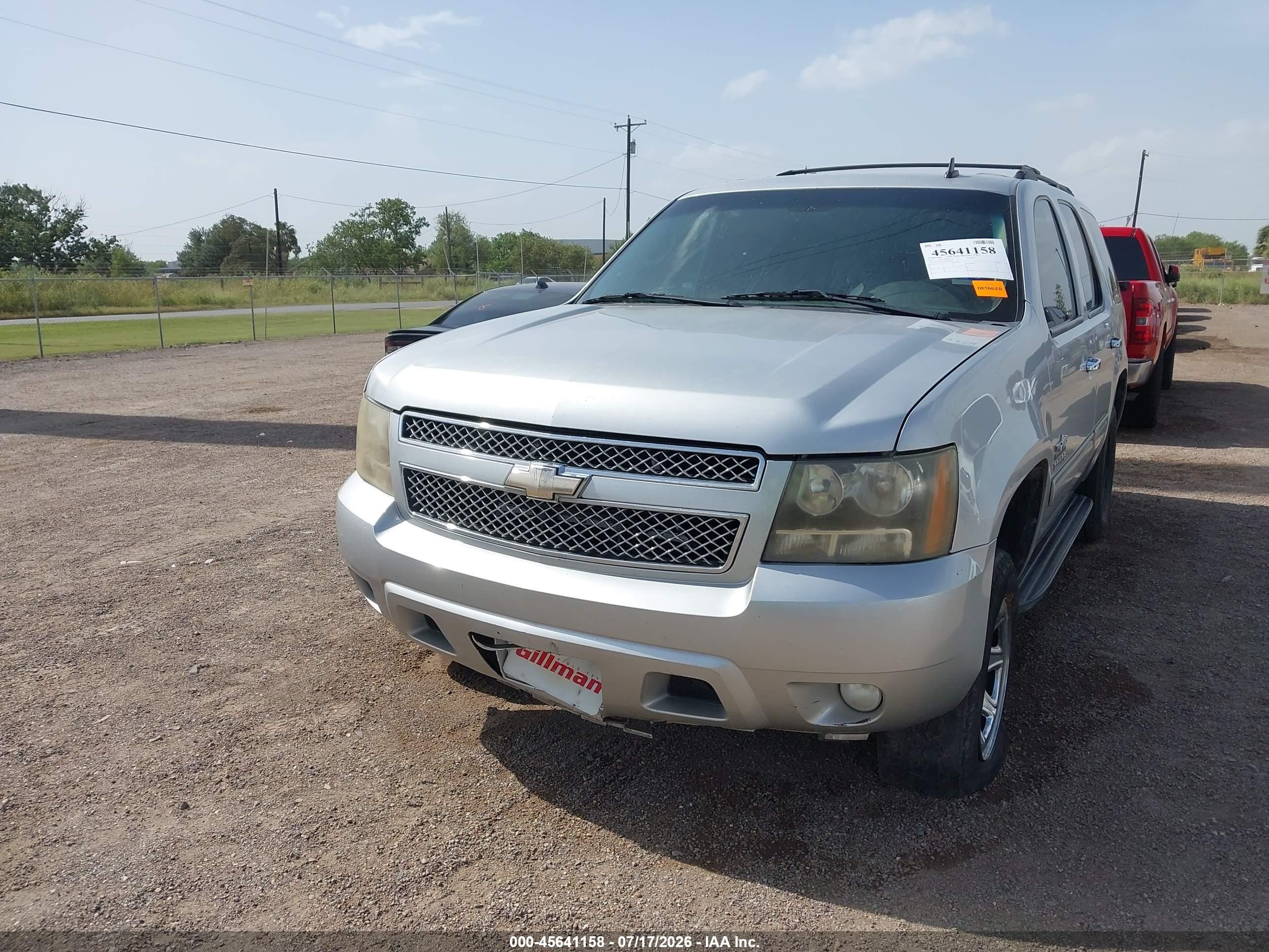 2011 Chevrolet Tahoe Ls Silver vin: 1GNSCAE0XBR176834