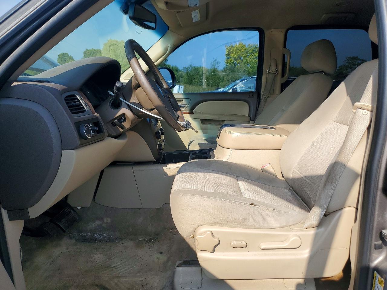 2011 Chevrolet Tahoe C1500 Ls Brown vin: 1GNSCAE0XBR268736