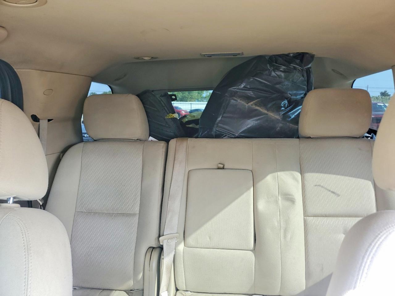 2011 Chevrolet Tahoe C1500 Ls Brown vin: 1GNSCAE0XBR268736