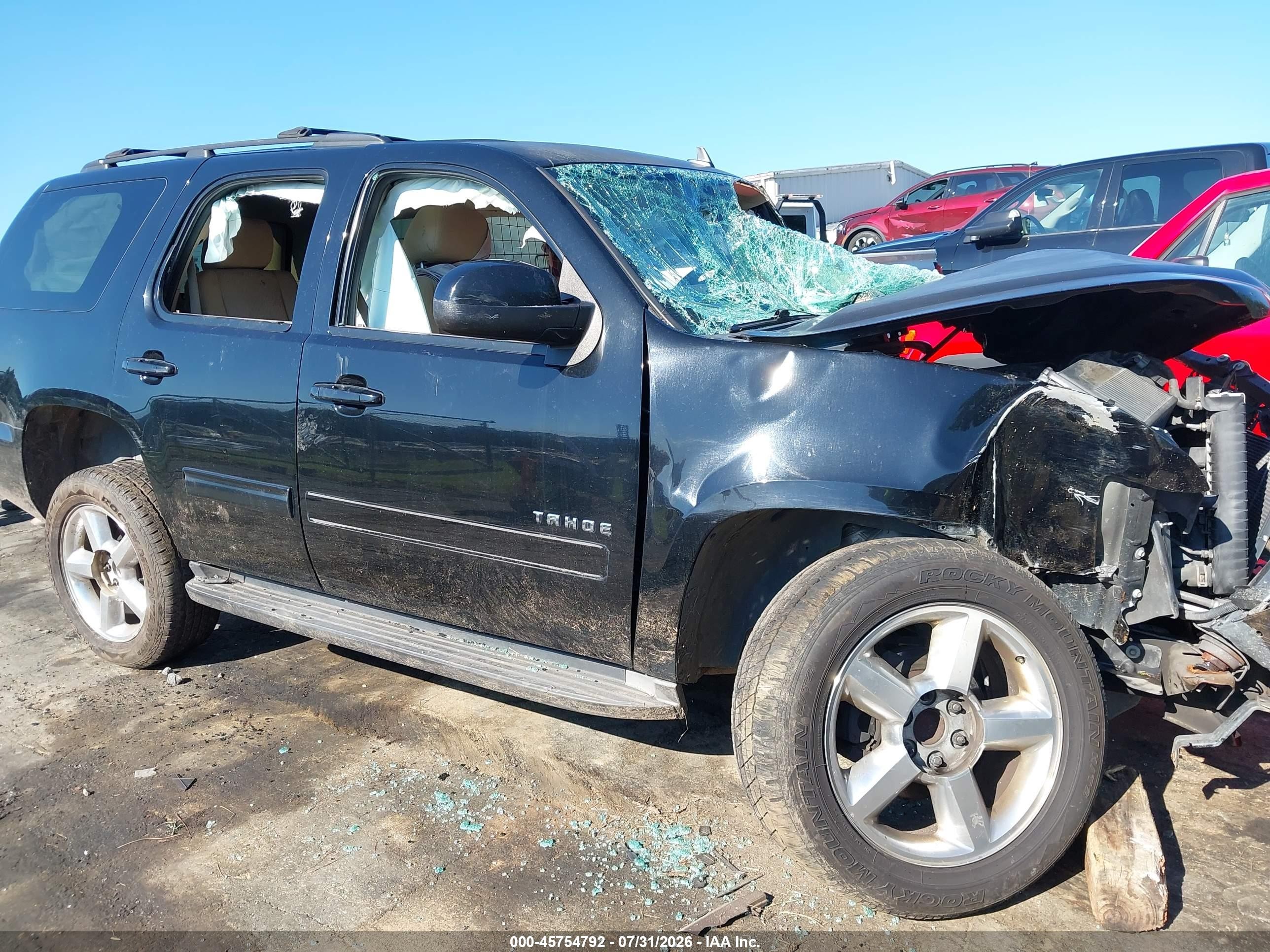 2014 Chevrolet Tahoe Ls Черный vin: 1GNSCAE0XER153199