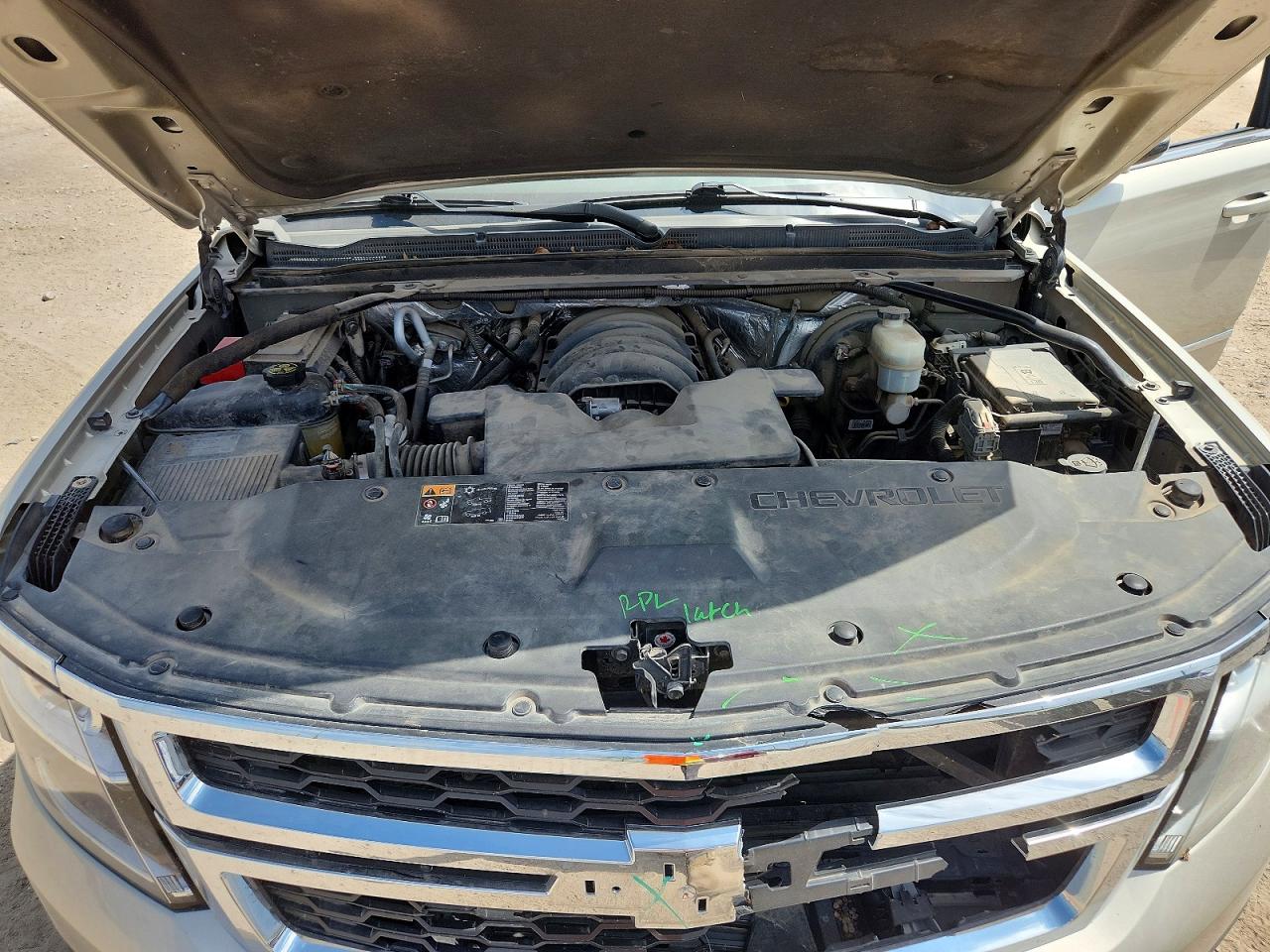 2015 Chevrolet Tahoe C1500 Ls Silver vin: 1GNSCAEC3FR625111