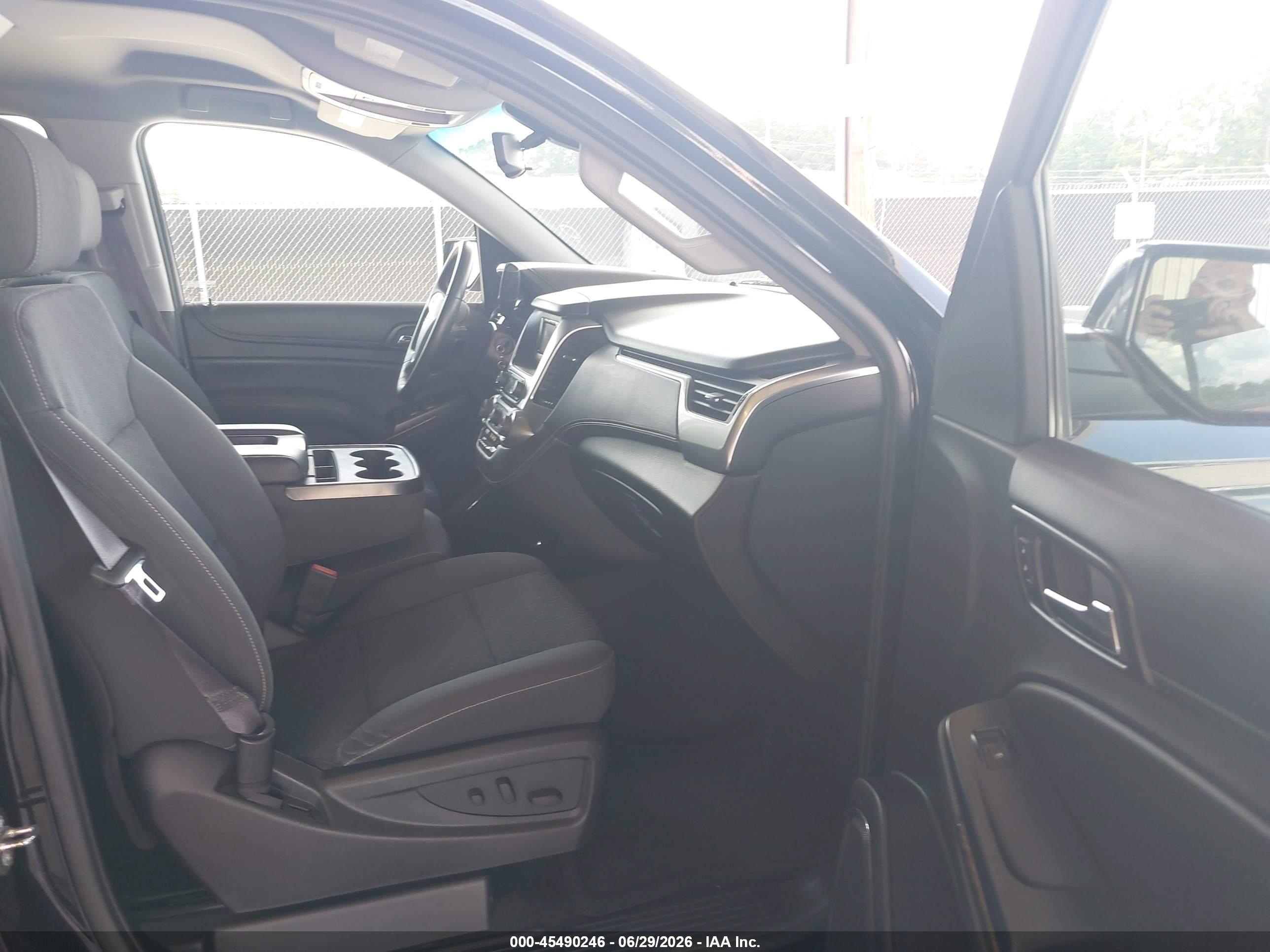 2015 Chevrolet Tahoe Ls Black vin: 1GNSCAEC4FR655654