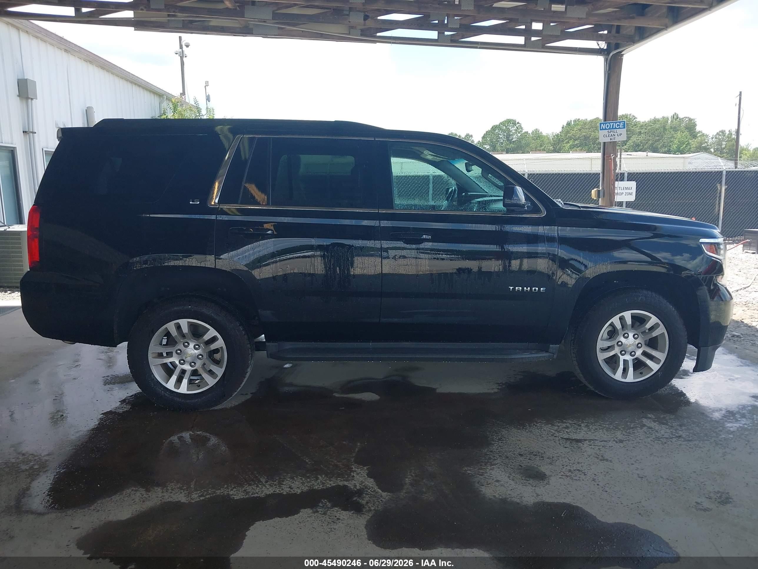 2015 Chevrolet Tahoe Ls Black vin: 1GNSCAEC4FR655654