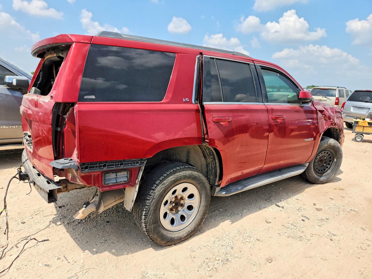 2015 Chevrolet Tahoe C1500 Ls Red vin: 1GNSCAEC9FR143193