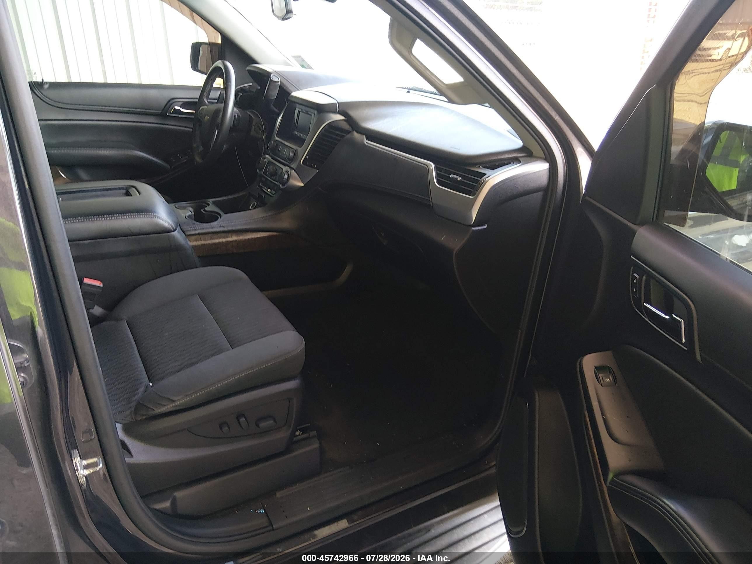 2015 Chevrolet Tahoe Ls Gray vin: 1GNSCAKC0FR582965