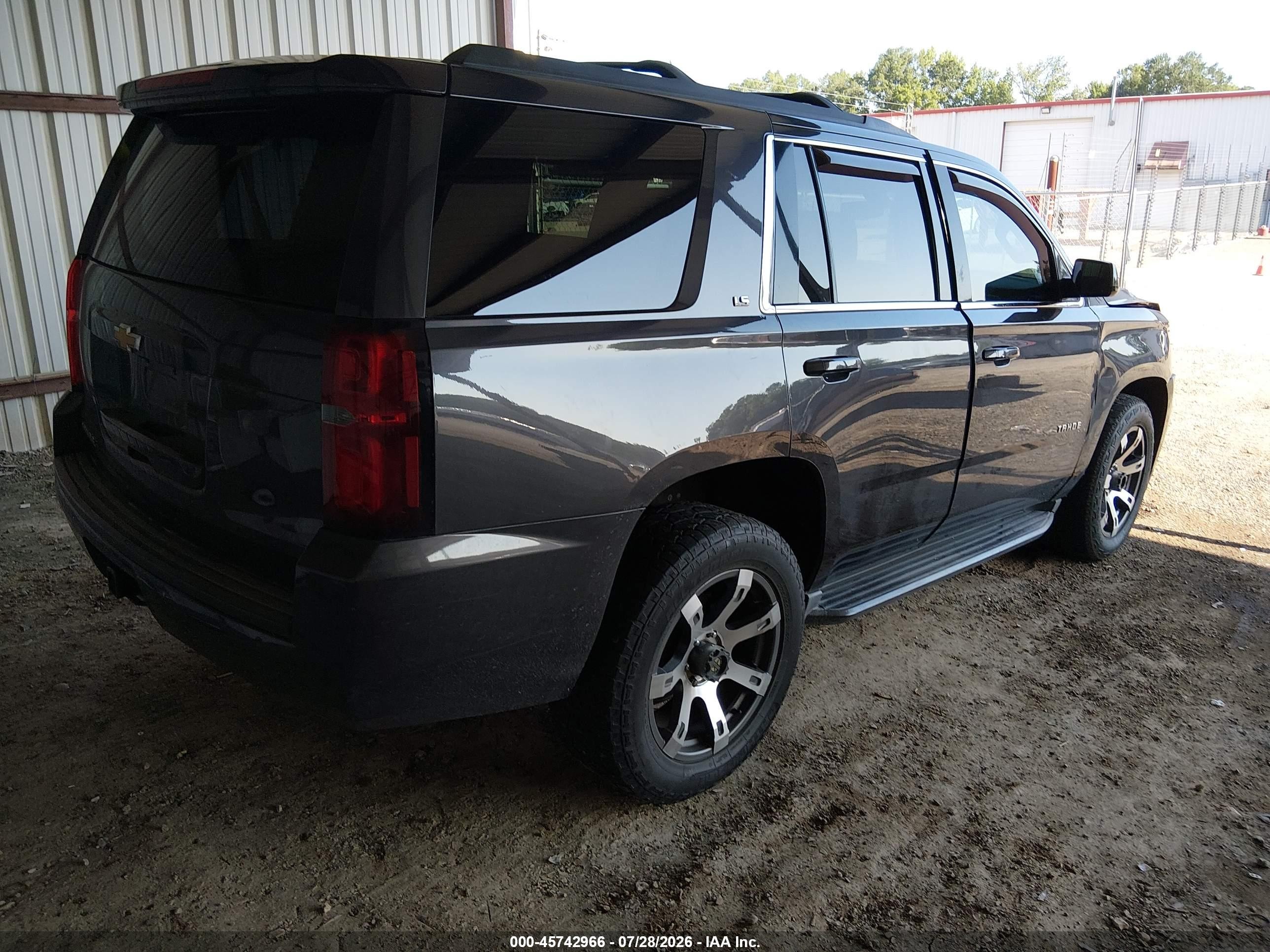 2015 Chevrolet Tahoe Ls Gray vin: 1GNSCAKC0FR582965