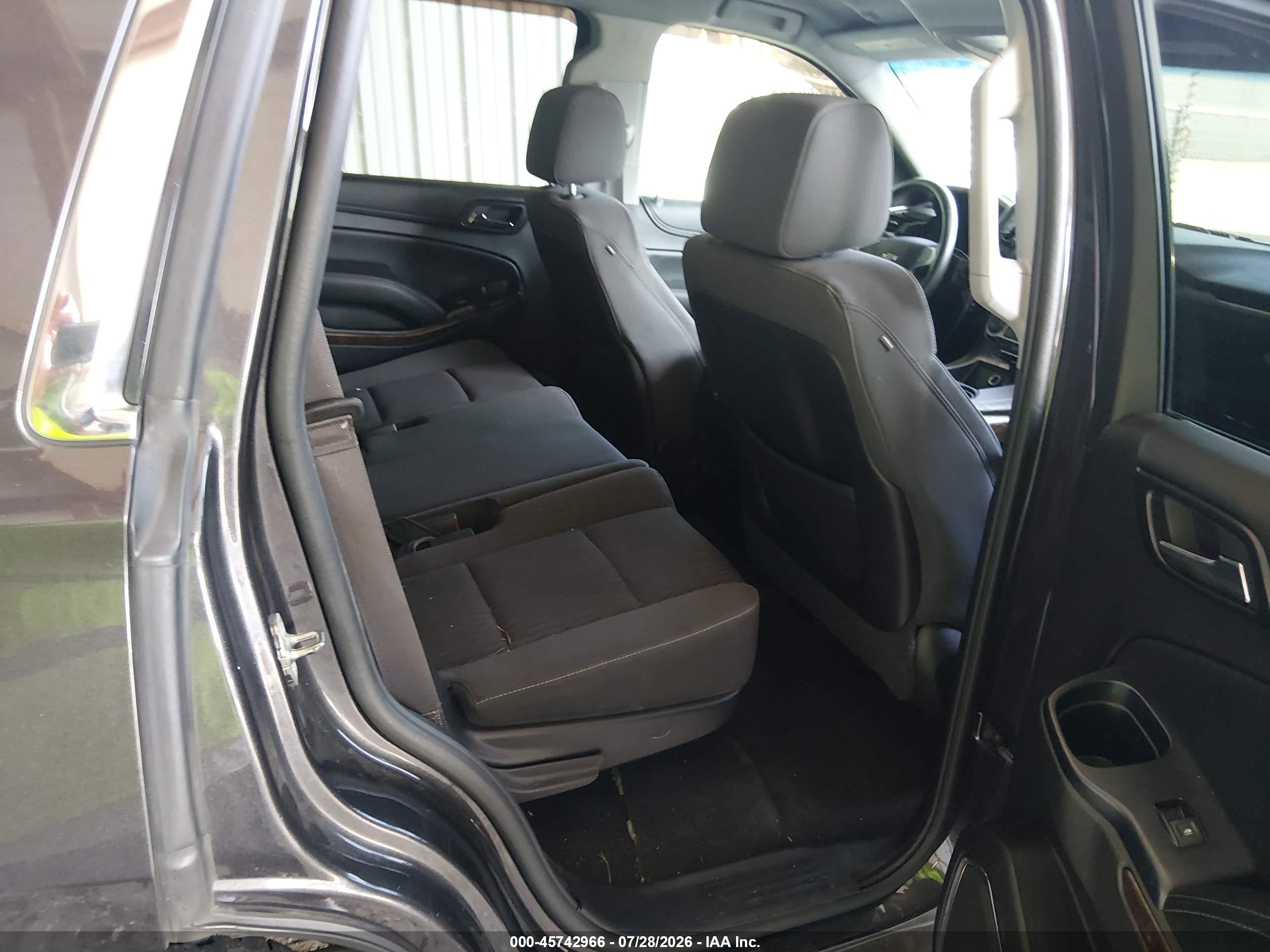 2015 Chevrolet Tahoe Ls Gray vin: 1GNSCAKC0FR582965