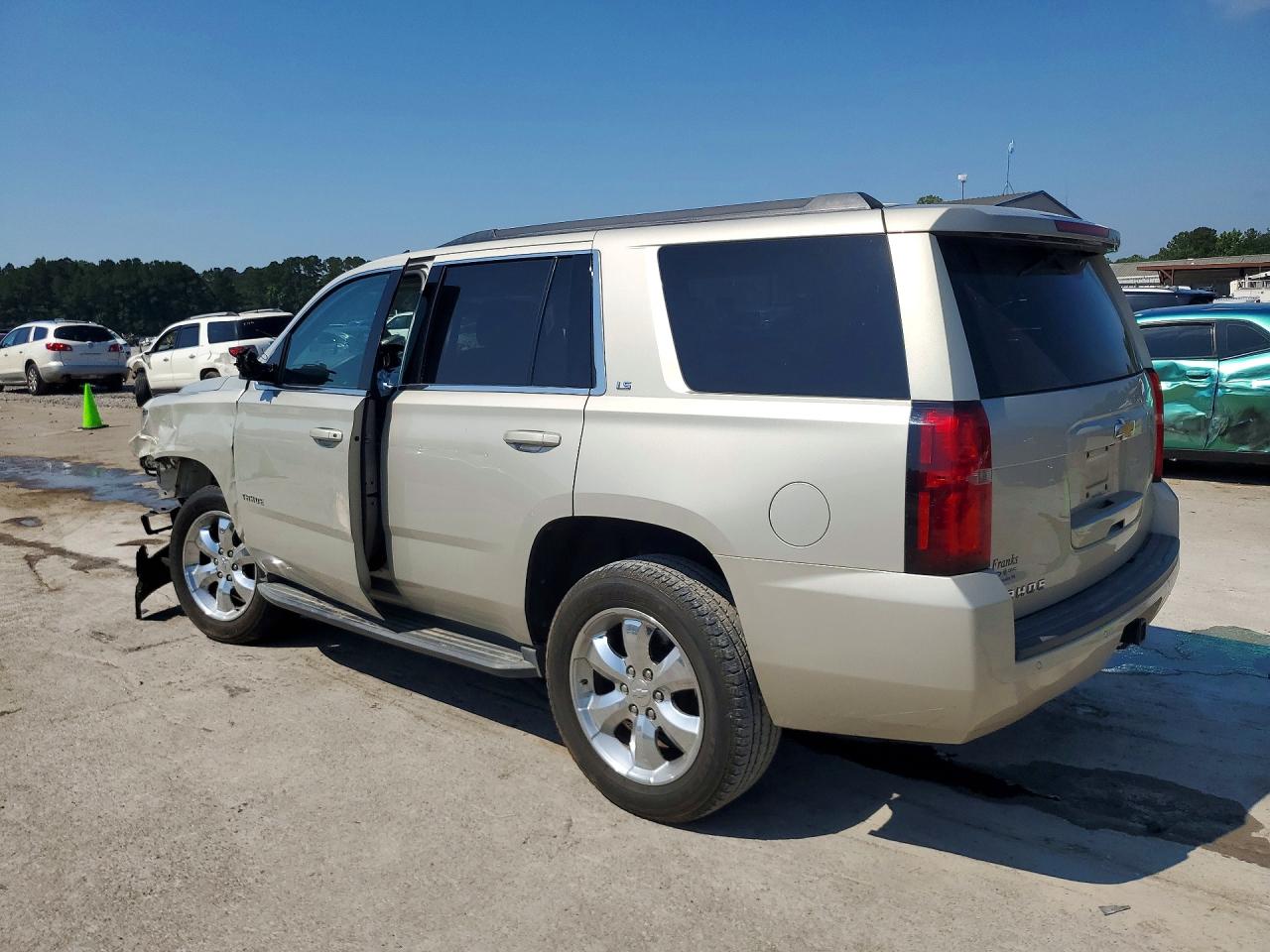 2015 Chevrolet Tahoe C1500 Ls Tan vin: 1GNSCAKC1FR234964