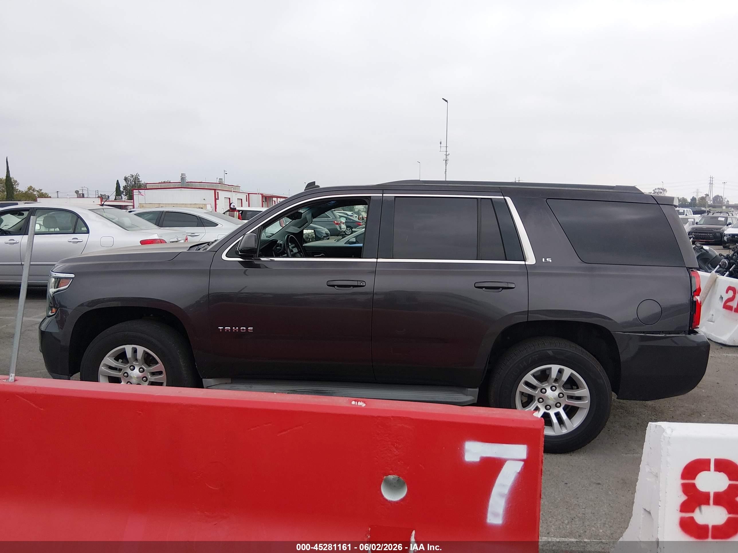 2015 Chevrolet Tahoe Ls Gray vin: 1GNSCAKC1FR291245
