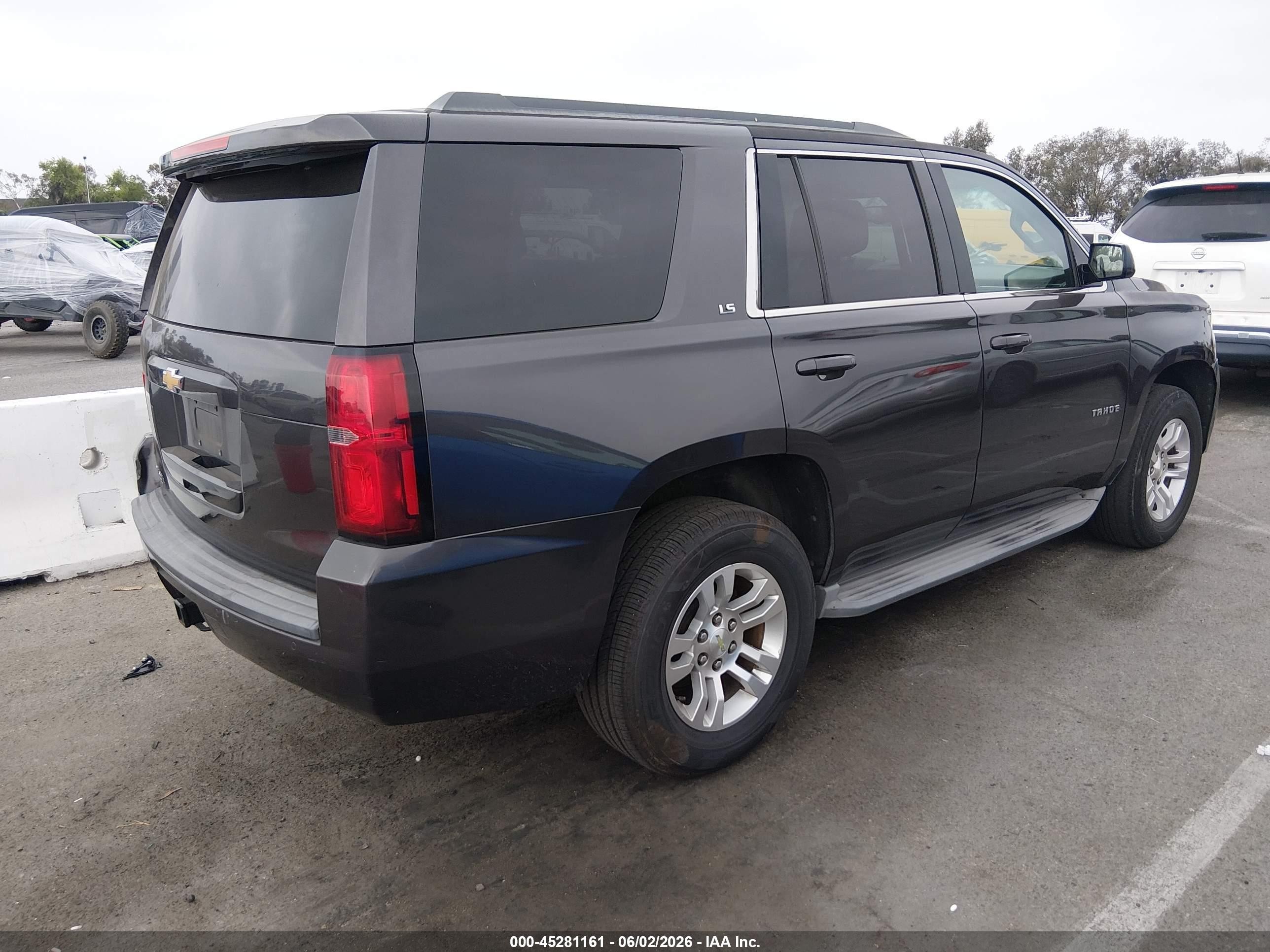 2015 Chevrolet Tahoe Ls Gray vin: 1GNSCAKC1FR291245