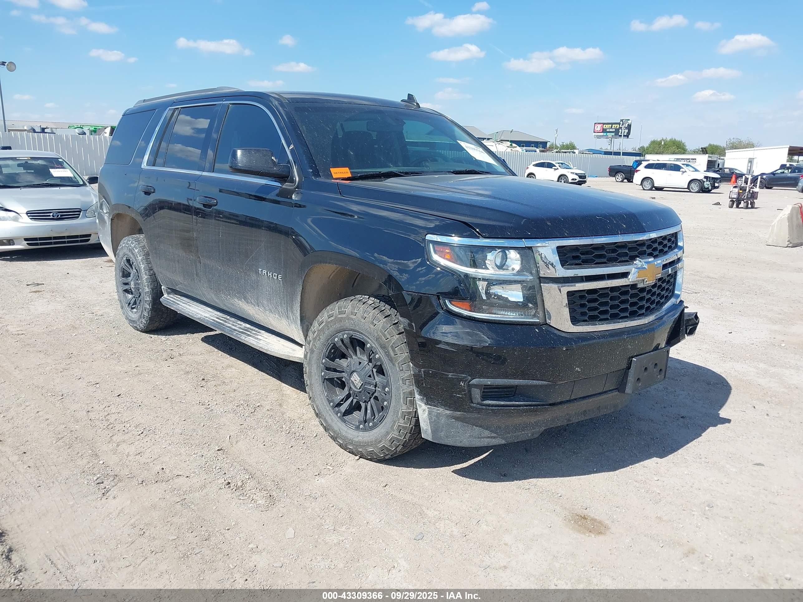 2018 Chevrolet Tahoe Ls Black vin: 1GNSCAKC1JR356345