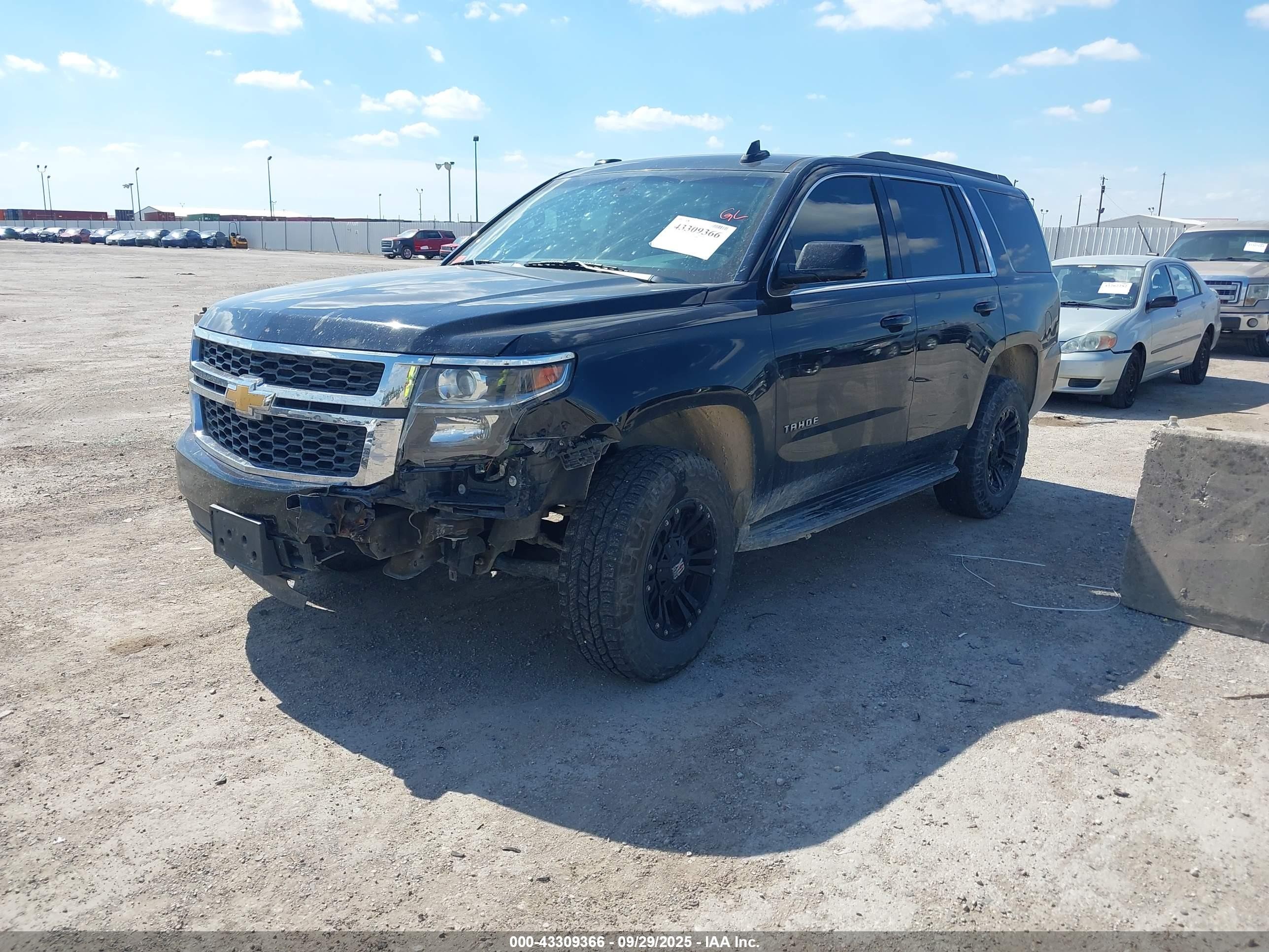 2018 Chevrolet Tahoe Ls Black vin: 1GNSCAKC1JR356345