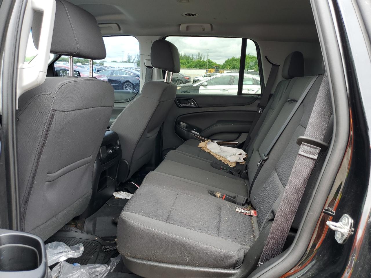 2018 Chevrolet Tahoe C1500 Ls Черный vin: 1GNSCAKC2JR392304