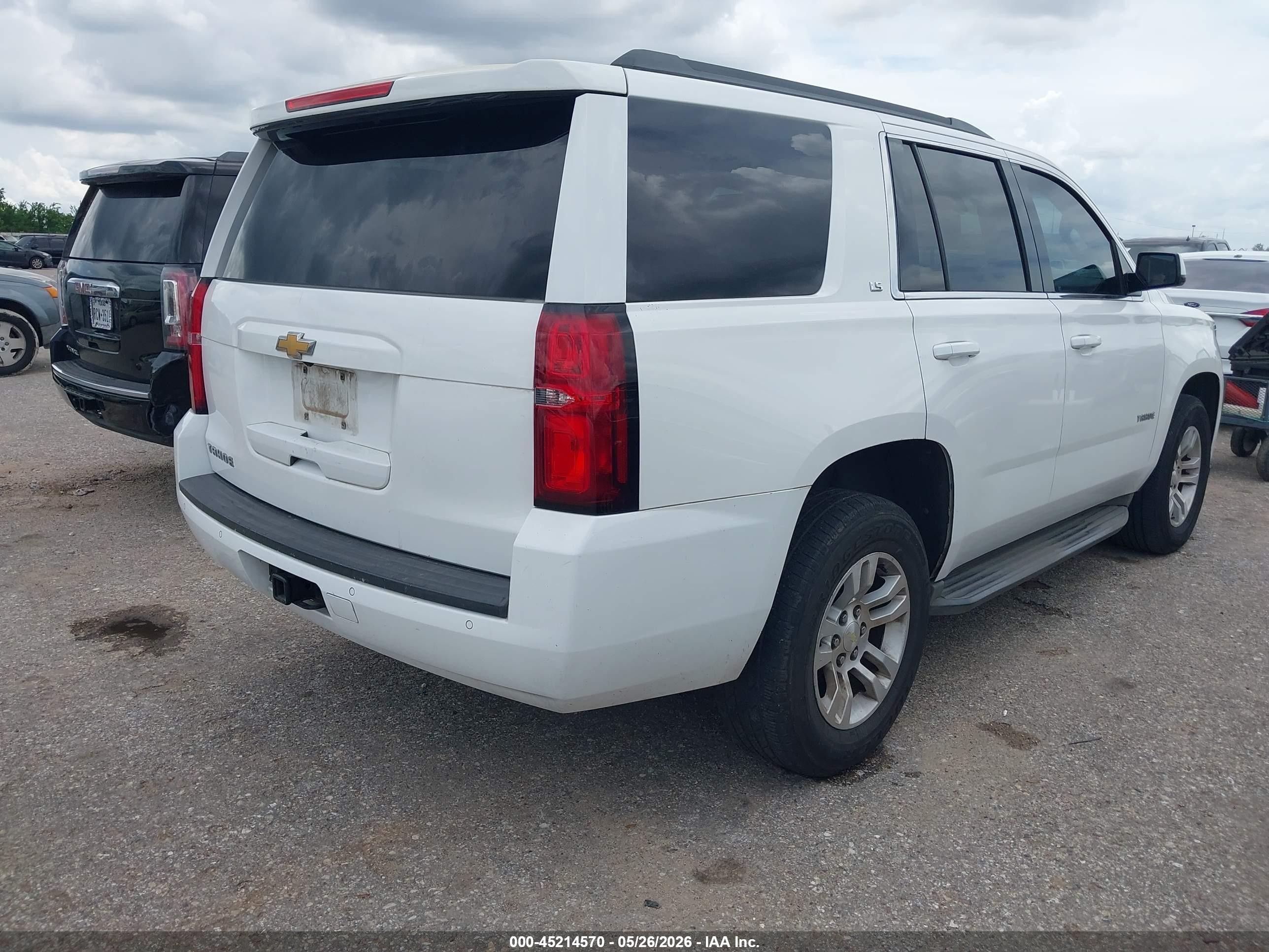 2015 Chevrolet Tahoe Ls White vin: 1GNSCAKC5FR240220