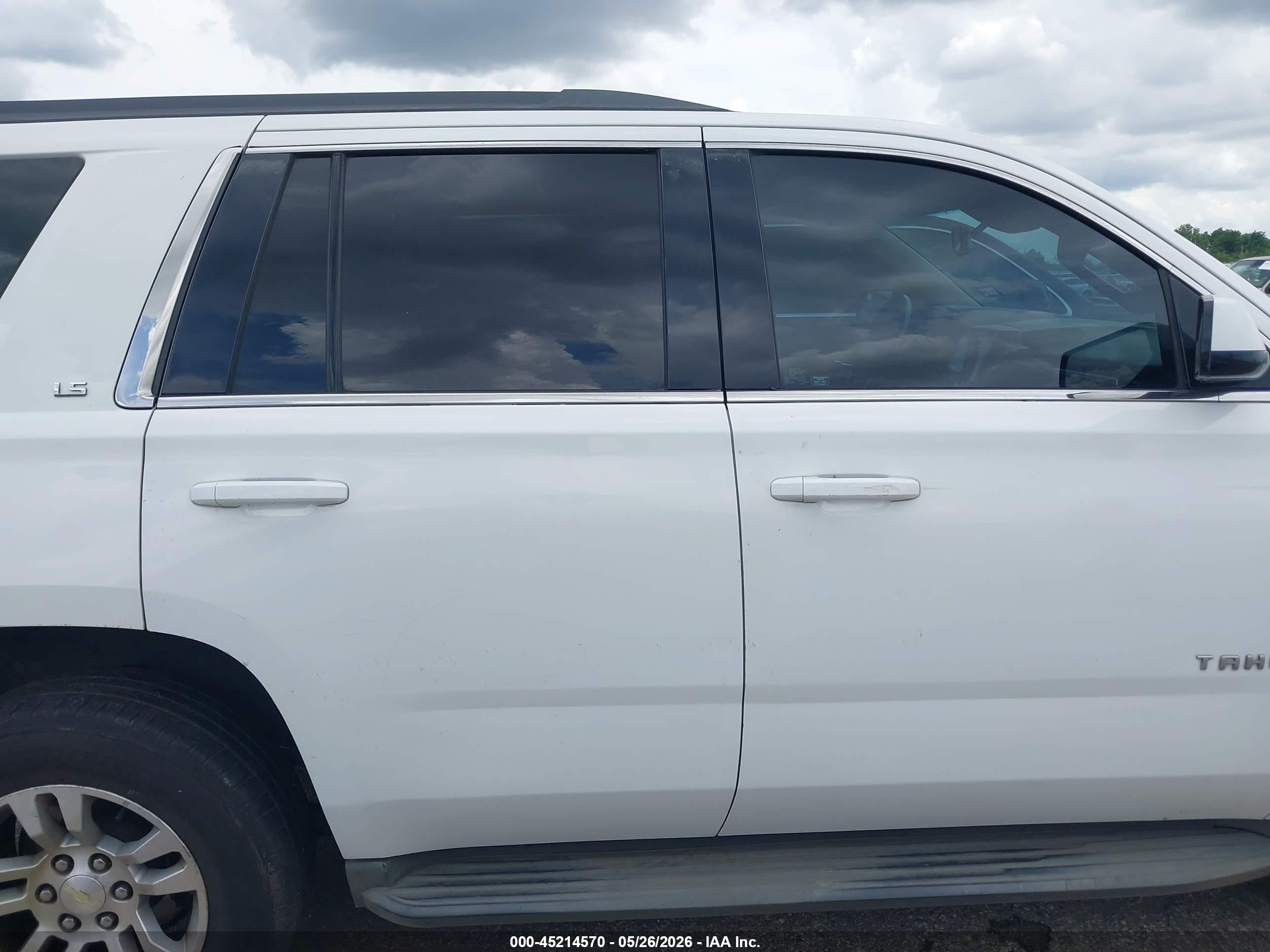 2015 Chevrolet Tahoe Ls White vin: 1GNSCAKC5FR240220