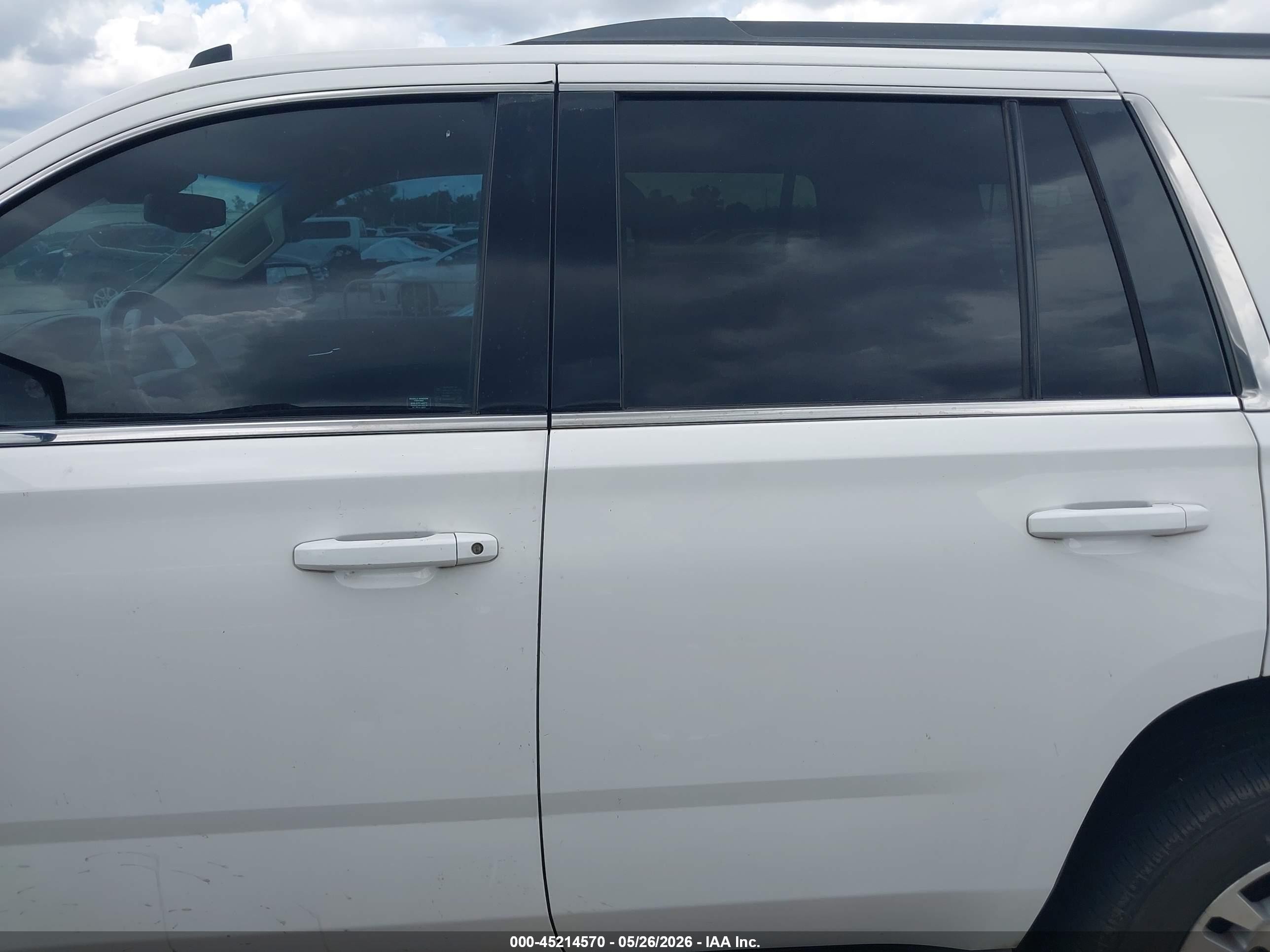 2015 Chevrolet Tahoe Ls White vin: 1GNSCAKC5FR240220